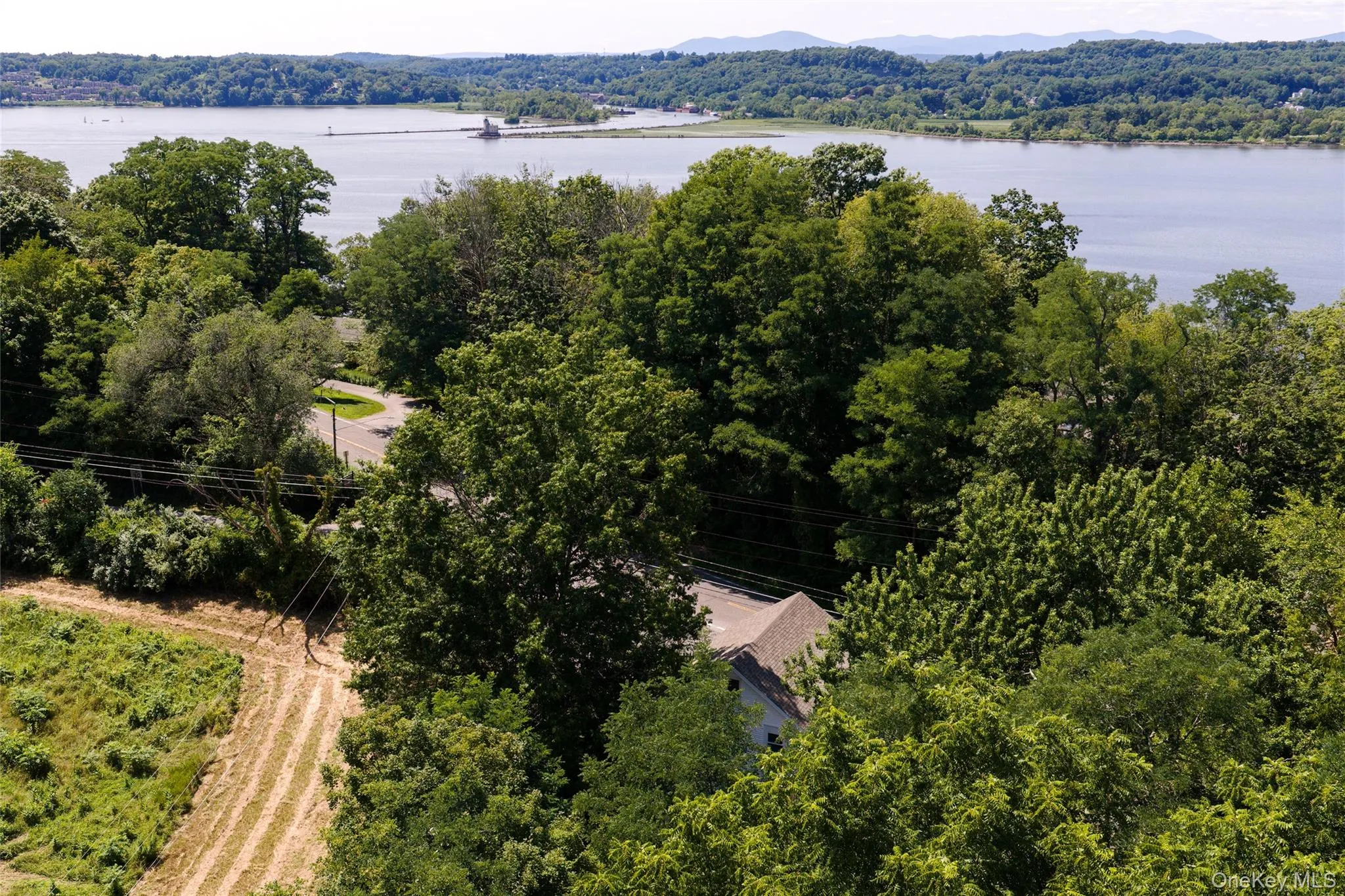 420 Rhinecliff Road, Rhinebeck, NY, 5 Bedrooms Bedrooms, 12 Rooms Rooms,3 BathroomsBathrooms,Residential,For Rent,Rhinecliff,0,1030248 420 Rhinecliff Road, Rhinebeck, NY, 5 Bedrooms Bedrooms, 12 Rooms Rooms,3 BathroomsBathrooms,Residential,For Rent,Rhinecliff,0,1030248