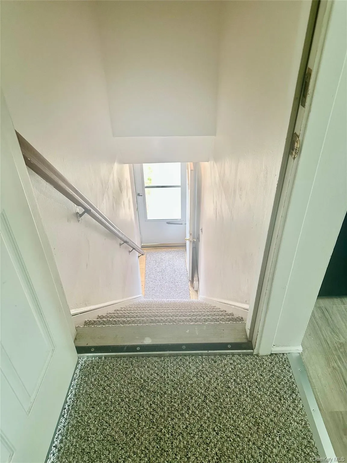 28 Warner Lane, Brookhaven, NY, 2 Bedrooms Bedrooms, 4 Rooms Rooms,1 BathroomBathrooms,Residential Lease,For Rent,Warner,0,1030254 28 Warner Lane, Brookhaven, NY, 2 Bedrooms Bedrooms, 4 Rooms Rooms,1 BathroomBathrooms,Residential Lease,For Rent,Warner,0,1030254