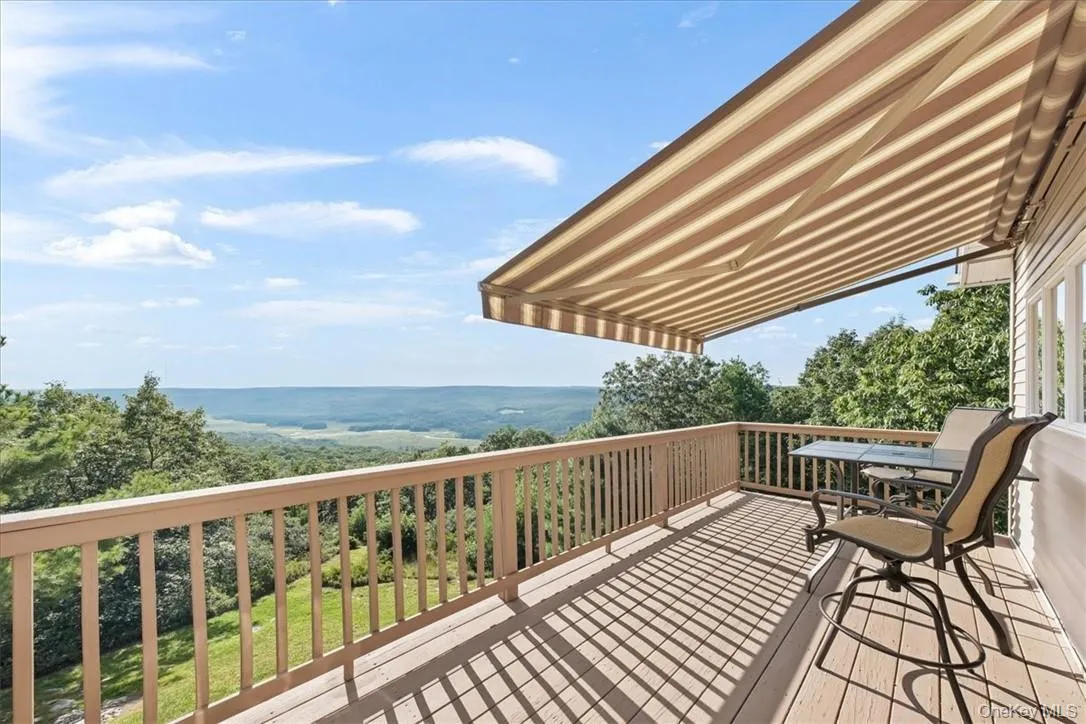 Mountain Views. TRULY TOP OF THE WORLD ~ to Enjoy ~ PEACE, QUIET & TOTAL RELAXATION Mountain Views. TRULY TOP OF THE WORLD ~ to Enjoy ~ PEACE, QUIET & TOTAL RELAXATION