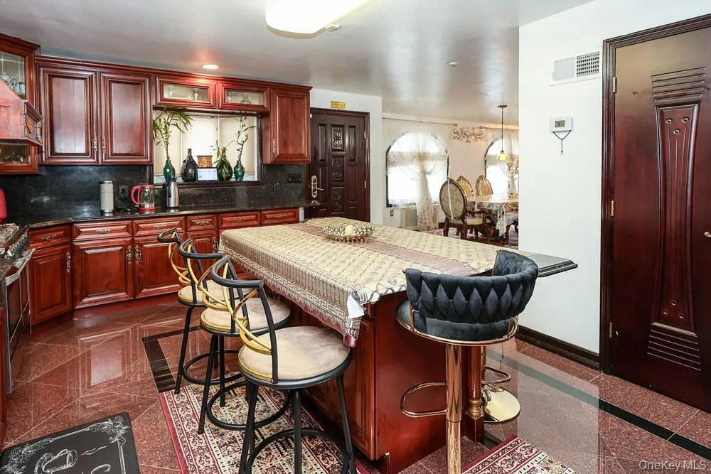 265-04 79th Avenue, New York, NY, 3 Bedrooms Bedrooms, 6 Rooms Rooms,4 BathroomsBathrooms,Residential,For Rent,79th,0,1030270 265-04 79th Avenue, New York, NY, 3 Bedrooms Bedrooms, 6 Rooms Rooms,4 BathroomsBathrooms,Residential,For Rent,79th,0,1030270
