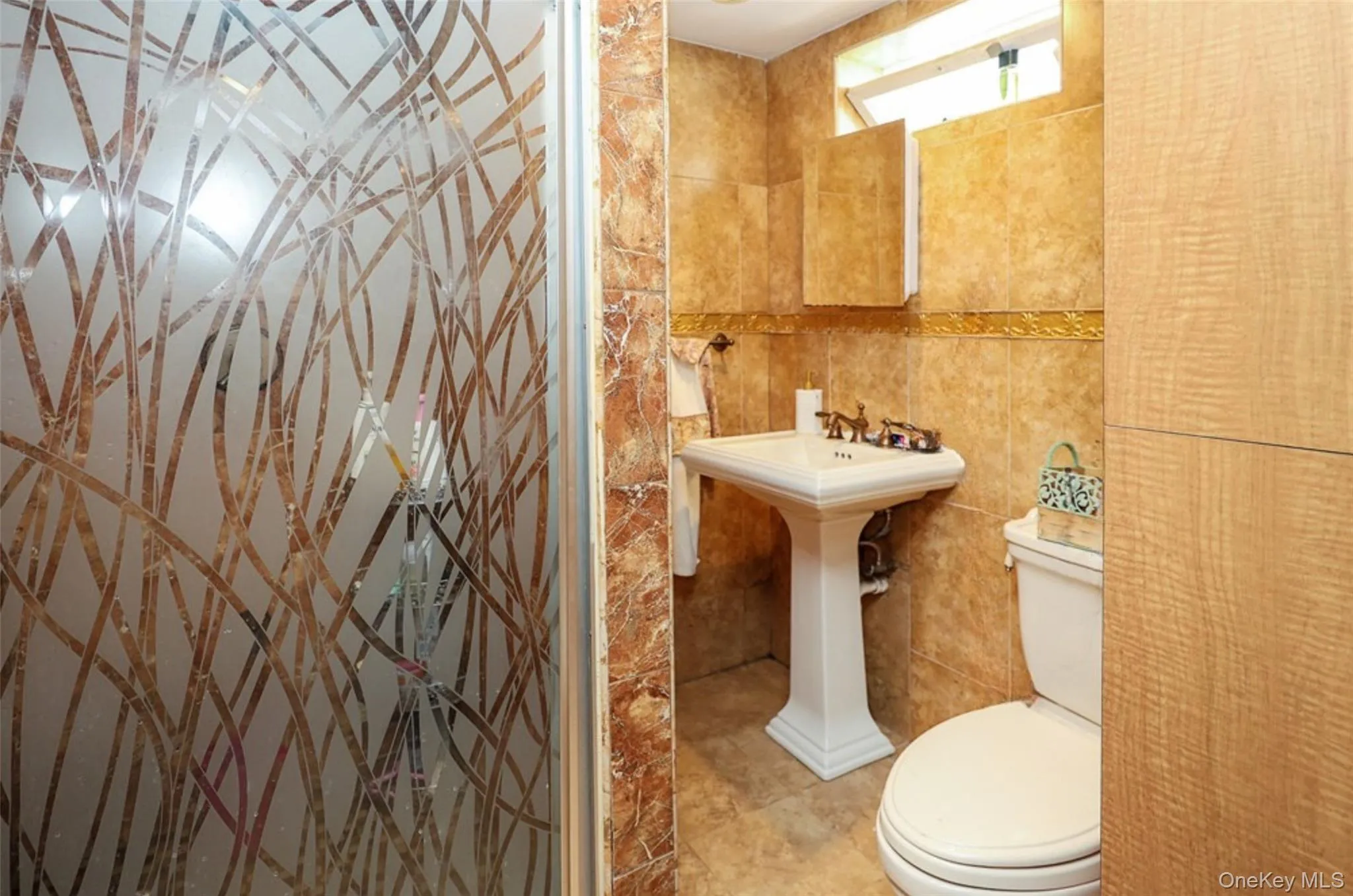 265-04 79th Avenue, New York, NY, 3 Bedrooms Bedrooms, 6 Rooms Rooms,4 BathroomsBathrooms,Residential,For Rent,79th,0,1030270 265-04 79th Avenue, New York, NY, 3 Bedrooms Bedrooms, 6 Rooms Rooms,4 BathroomsBathrooms,Residential,For Rent,79th,0,1030270