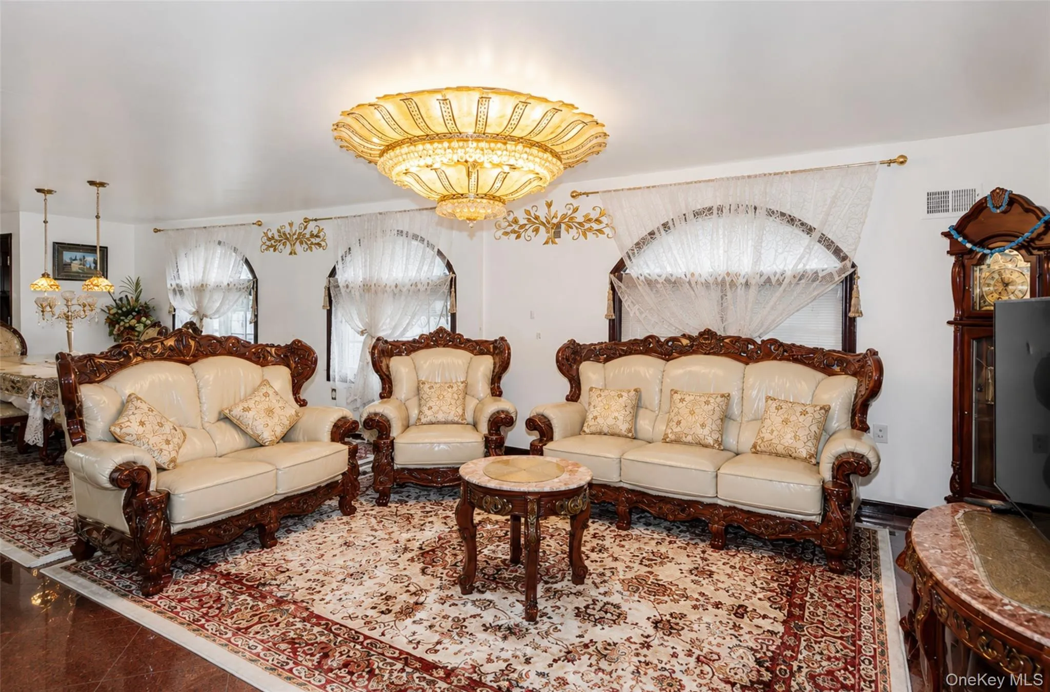 265-04 79th Avenue, New York, NY, 3 Bedrooms Bedrooms, 6 Rooms Rooms,4 BathroomsBathrooms,Residential,For Rent,79th,0,1030270 265-04 79th Avenue, New York, NY, 3 Bedrooms Bedrooms, 6 Rooms Rooms,4 BathroomsBathrooms,Residential,For Rent,79th,0,1030270