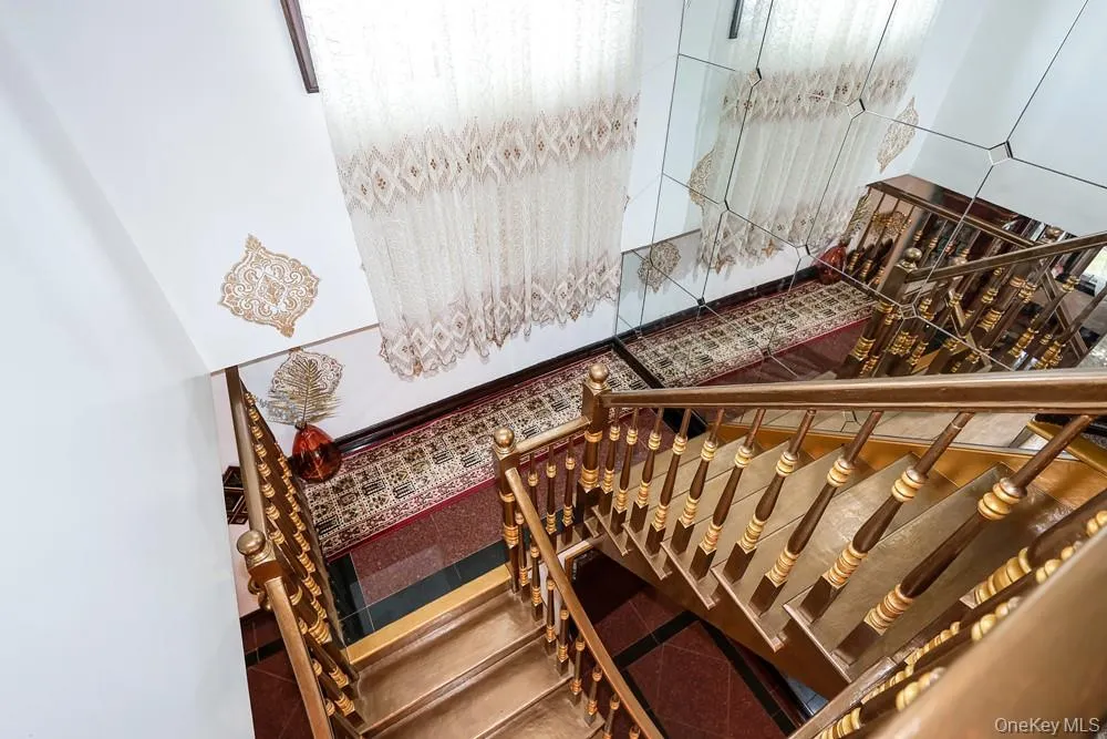 265-04 79th Avenue, New York, NY, 3 Bedrooms Bedrooms, 6 Rooms Rooms,4 BathroomsBathrooms,Residential,For Rent,79th,0,1030270 265-04 79th Avenue, New York, NY, 3 Bedrooms Bedrooms, 6 Rooms Rooms,4 BathroomsBathrooms,Residential,For Rent,79th,0,1030270
