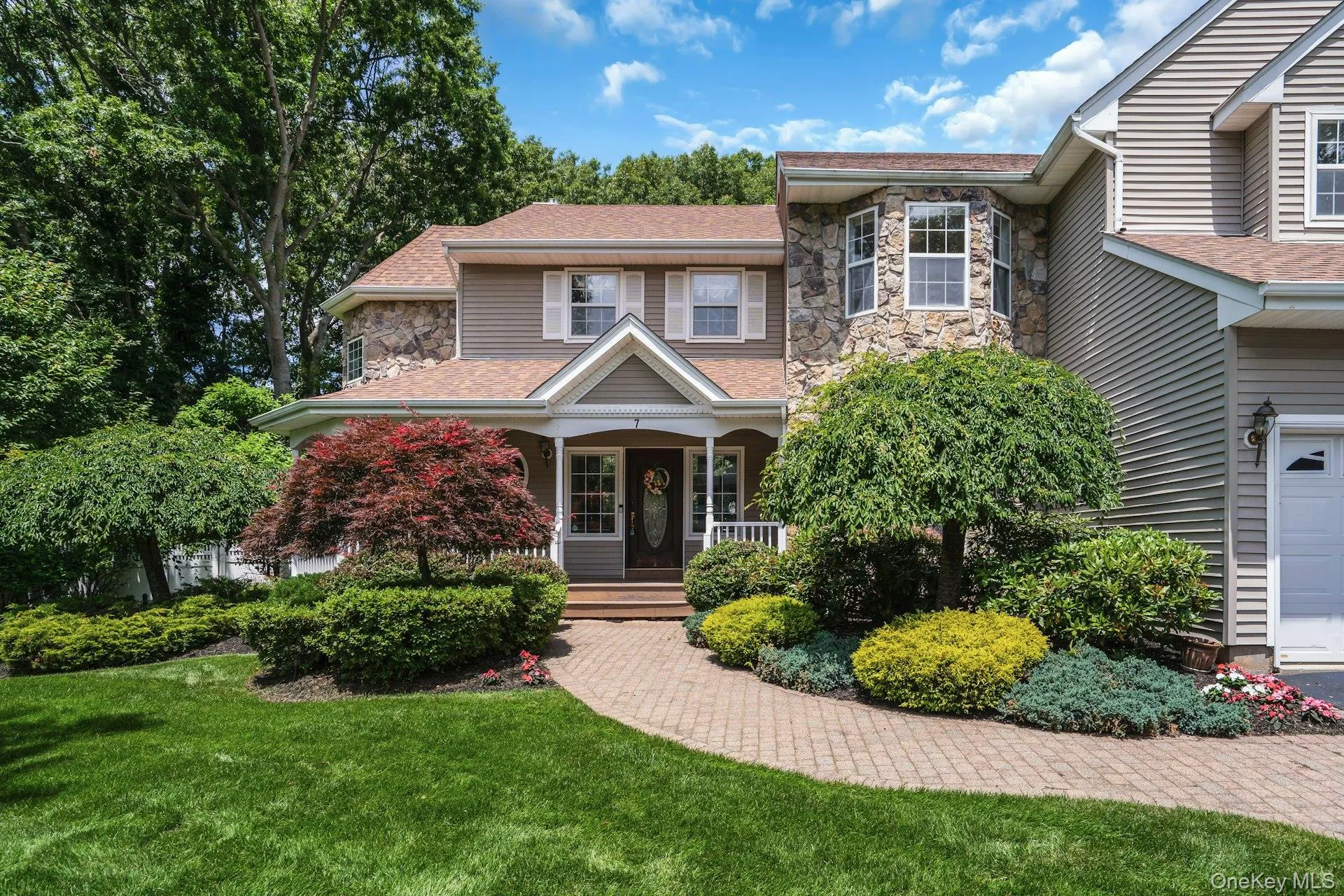 7 Dorm Court, Brookhaven, NY, 5 Bedrooms Bedrooms, 10 Rooms Rooms,2 BathroomsBathrooms,Residential,For Rent,Dorm,0,1030274 7 Dorm Court, Brookhaven, NY, 5 Bedrooms Bedrooms, 10 Rooms Rooms,2 BathroomsBathrooms,Residential,For Rent,Dorm,0,1030274