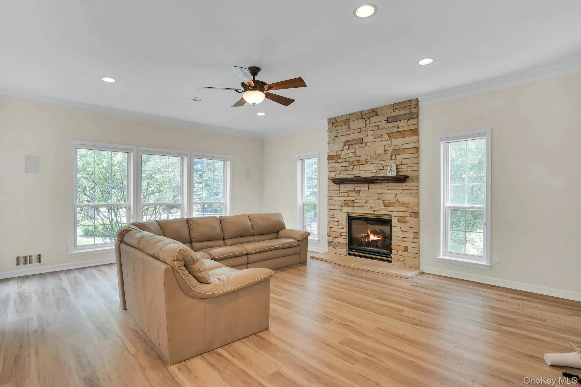 7 Dorm Court, Brookhaven, NY, 5 Bedrooms Bedrooms, 10 Rooms Rooms,2 BathroomsBathrooms,Residential,For Rent,Dorm,0,1030274 7 Dorm Court, Brookhaven, NY, 5 Bedrooms Bedrooms, 10 Rooms Rooms,2 BathroomsBathrooms,Residential,For Rent,Dorm,0,1030274