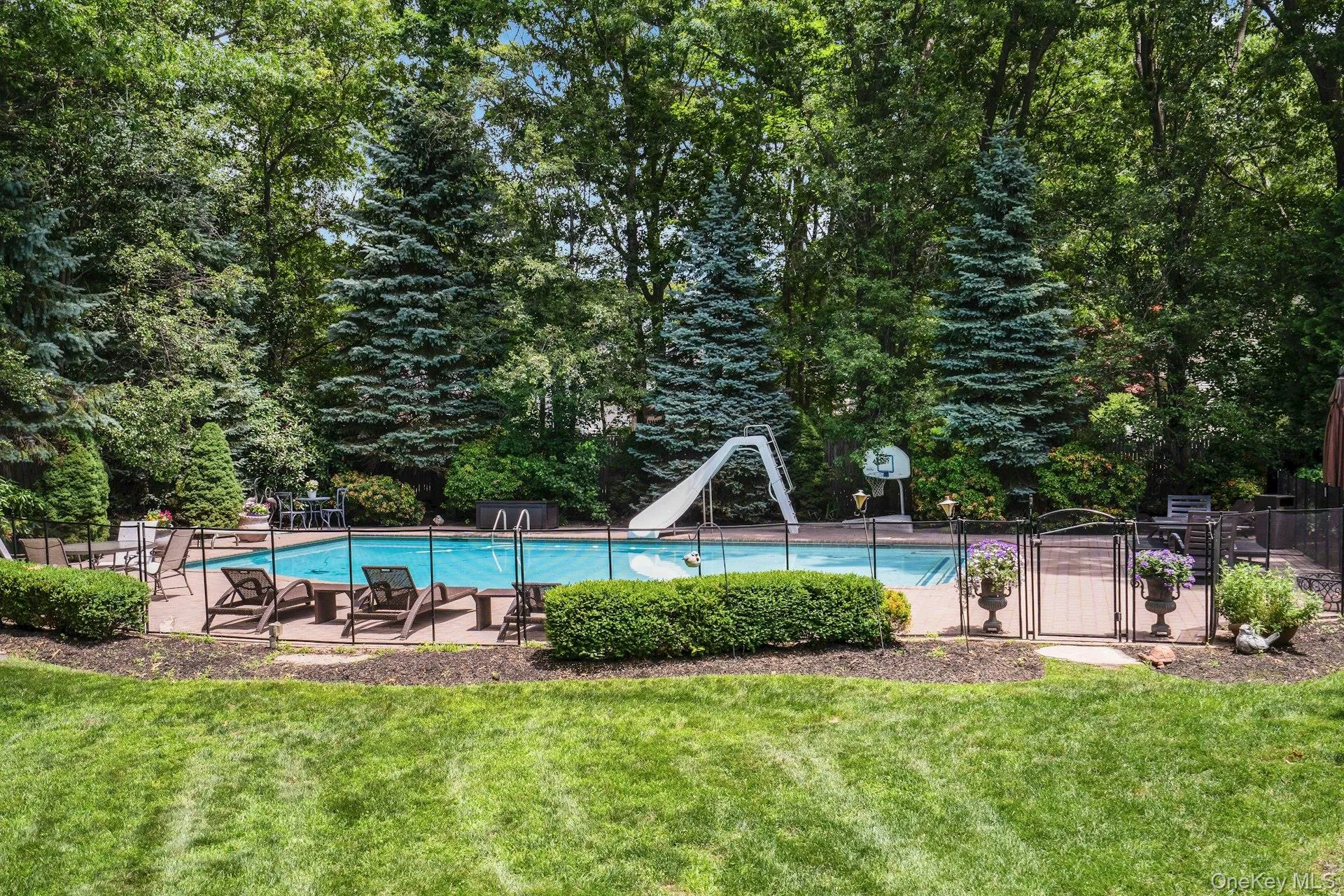 7 Dorm Court, Brookhaven, NY, 5 Bedrooms Bedrooms, 10 Rooms Rooms,2 BathroomsBathrooms,Residential,For Rent,Dorm,0,1030274 7 Dorm Court, Brookhaven, NY, 5 Bedrooms Bedrooms, 10 Rooms Rooms,2 BathroomsBathrooms,Residential,For Rent,Dorm,0,1030274