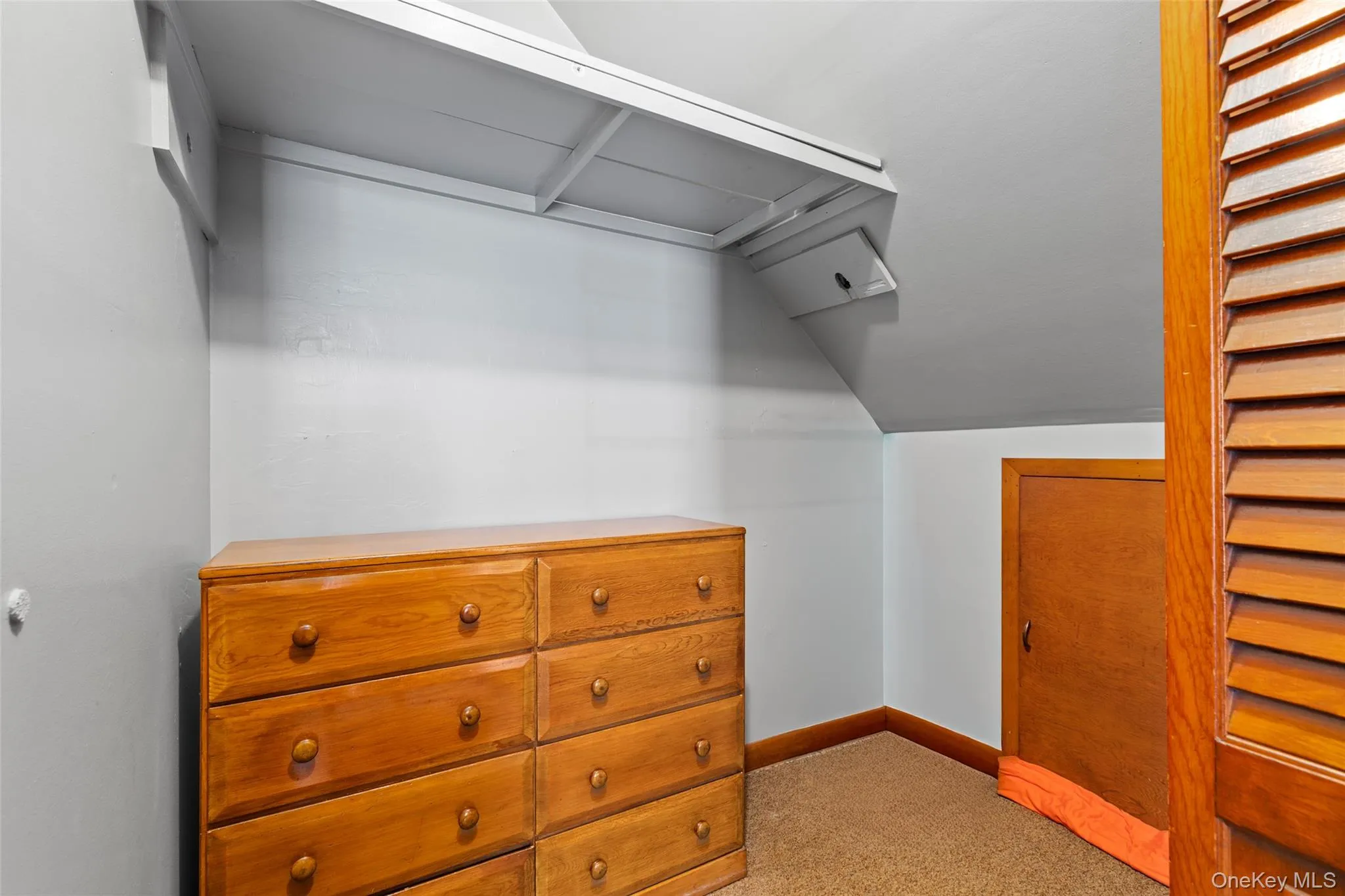 Walk in closet Walk in closet