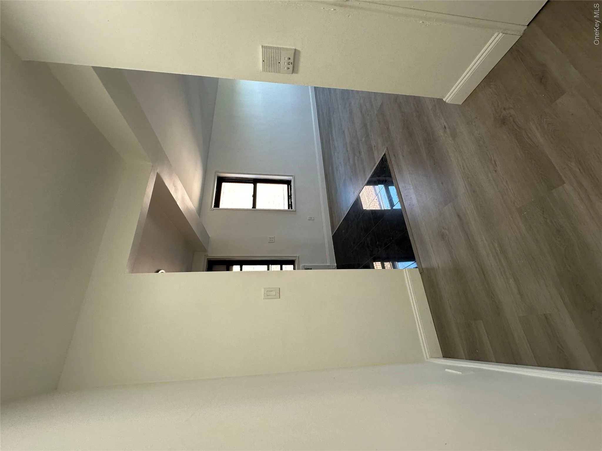150-30 71 Avenue, New York, NY, 2 Rooms Rooms,1 BathroomBathrooms,Residential,For Rent,71,0,1030282 150-30 71 Avenue, New York, NY, 2 Rooms Rooms,1 BathroomBathrooms,Residential,For Rent,71,0,1030282