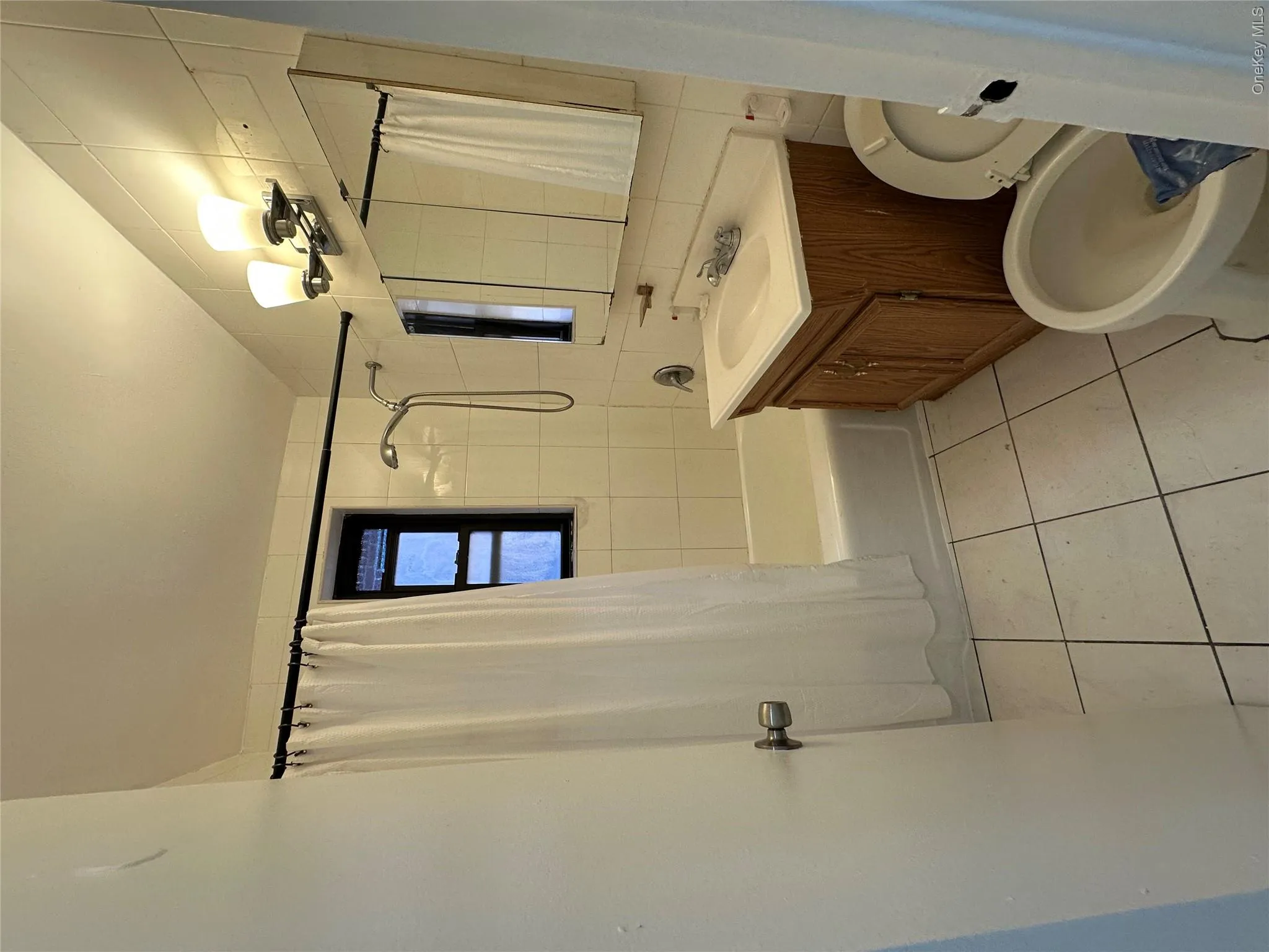 150-30 71 Avenue, New York, NY, 2 Rooms Rooms,1 BathroomBathrooms,Residential,For Rent,71,0,1030282 150-30 71 Avenue, New York, NY, 2 Rooms Rooms,1 BathroomBathrooms,Residential,For Rent,71,0,1030282