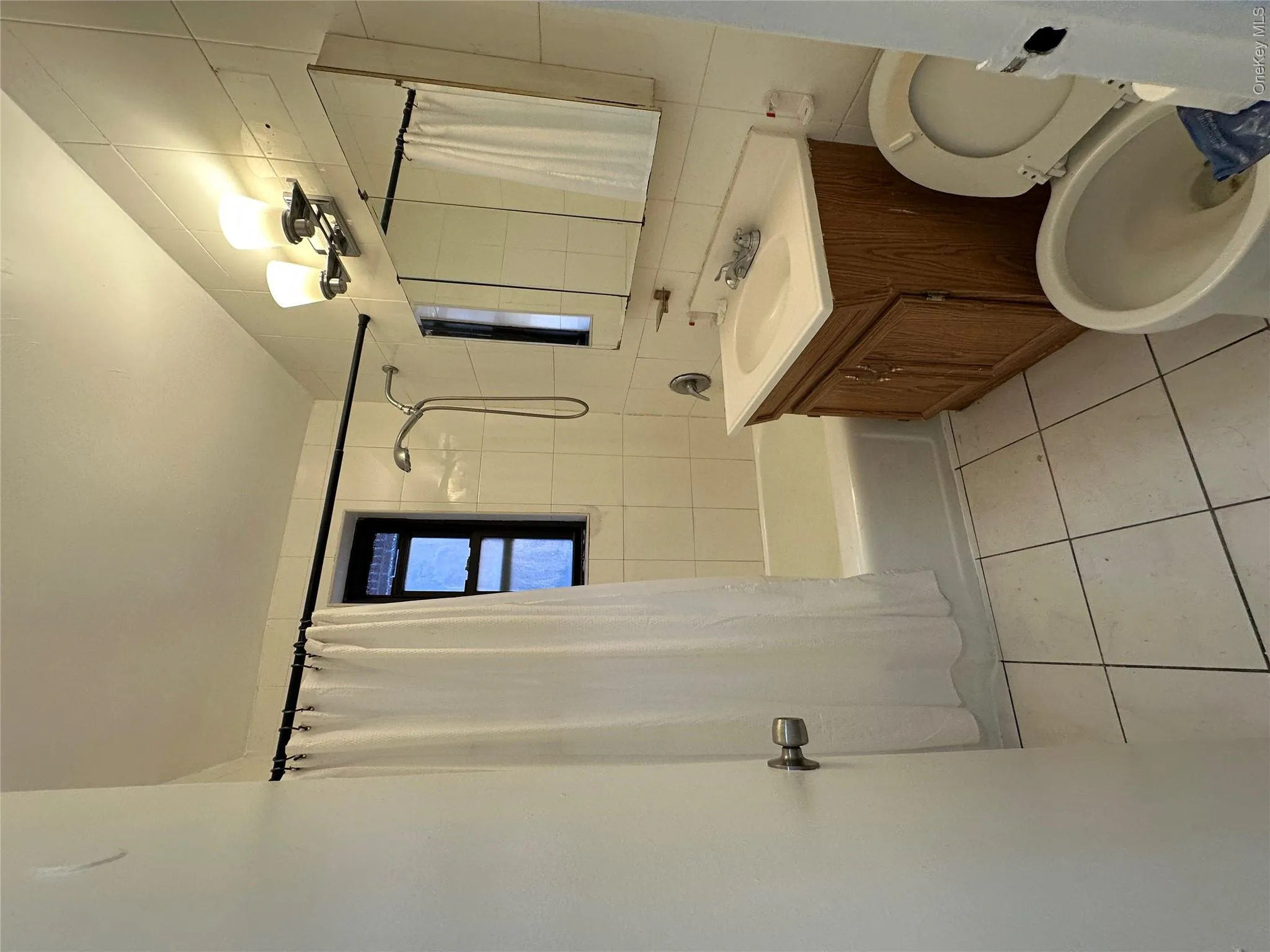 150-30 71 Avenue, New York, NY, 2 Rooms Rooms,1 BathroomBathrooms,Residential,For Rent,71,0,1030282 150-30 71 Avenue, New York, NY, 2 Rooms Rooms,1 BathroomBathrooms,Residential,For Rent,71,0,1030282
