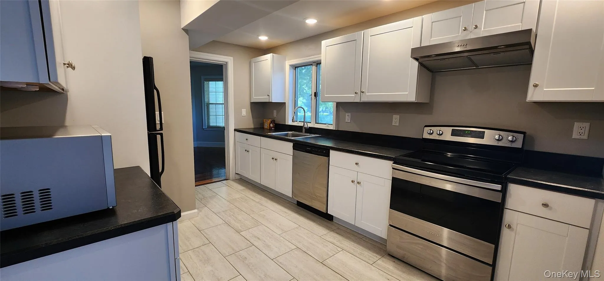 209 Route 32, Woodbury, NY, 1 Bedroom Bedrooms, 3 Rooms Rooms,1 BathroomBathrooms,Residential Lease,For Rent,Route 32,0,1030285 209 Route 32, Woodbury, NY, 1 Bedroom Bedrooms, 3 Rooms Rooms,1 BathroomBathrooms,Residential Lease,For Rent,Route 32,0,1030285