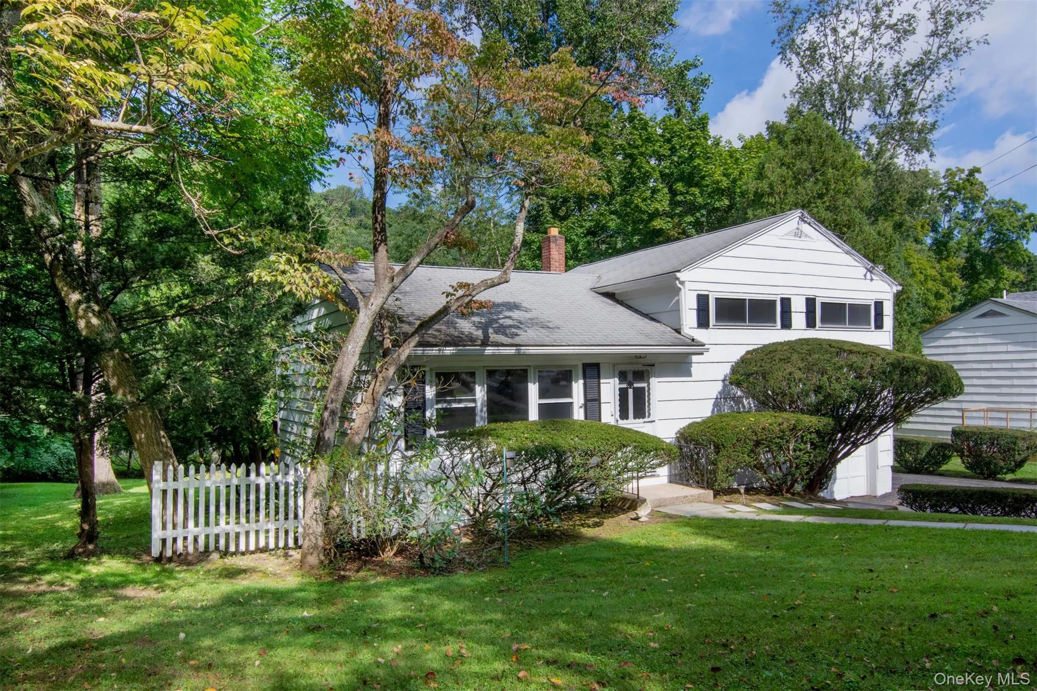 582 Washington Avenue, Mount Pleasant, NY, 3 Bedrooms Bedrooms, 6 Rooms Rooms,1 BathroomBathrooms,Residential,For Rent,Washington,0,1030292 582 Washington Avenue, Mount Pleasant, NY, 3 Bedrooms Bedrooms, 6 Rooms Rooms,1 BathroomBathrooms,Residential,For Rent,Washington,0,1030292