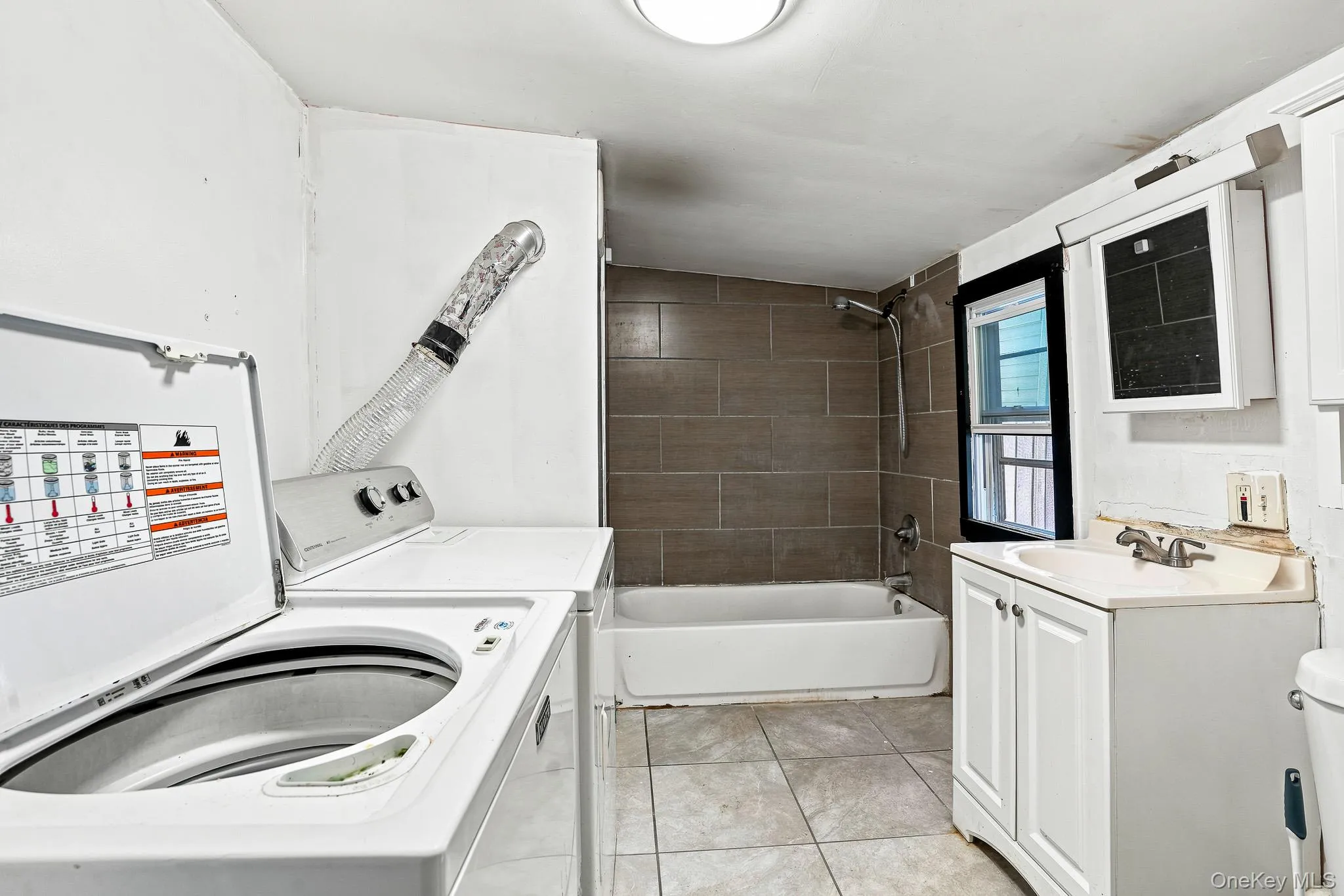 55 Main Street, Montgomery, NY, 3 Bedrooms Bedrooms, 6 Rooms Rooms,1 BathroomBathrooms,Residential,For Rent,Main,0,1030293 55 Main Street, Montgomery, NY, 3 Bedrooms Bedrooms, 6 Rooms Rooms,1 BathroomBathrooms,Residential,For Rent,Main,0,1030293