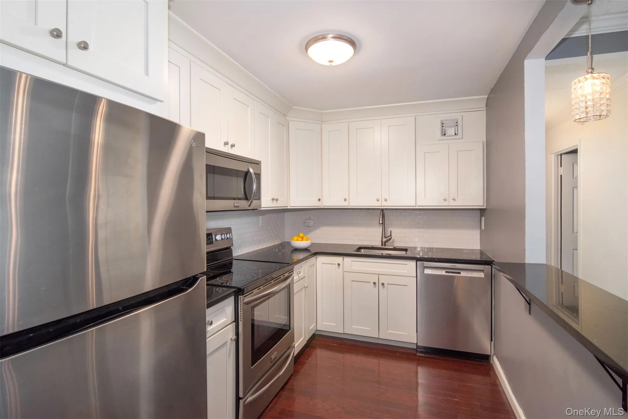50 Columbus Avenue, Eastchester, NY, 2 Bedrooms Bedrooms, 4 Rooms Rooms,2 BathroomsBathrooms,Residential,For Rent,Columbus,0,1030313 50 Columbus Avenue, Eastchester, NY, 2 Bedrooms Bedrooms, 4 Rooms Rooms,2 BathroomsBathrooms,Residential,For Rent,Columbus,0,1030313