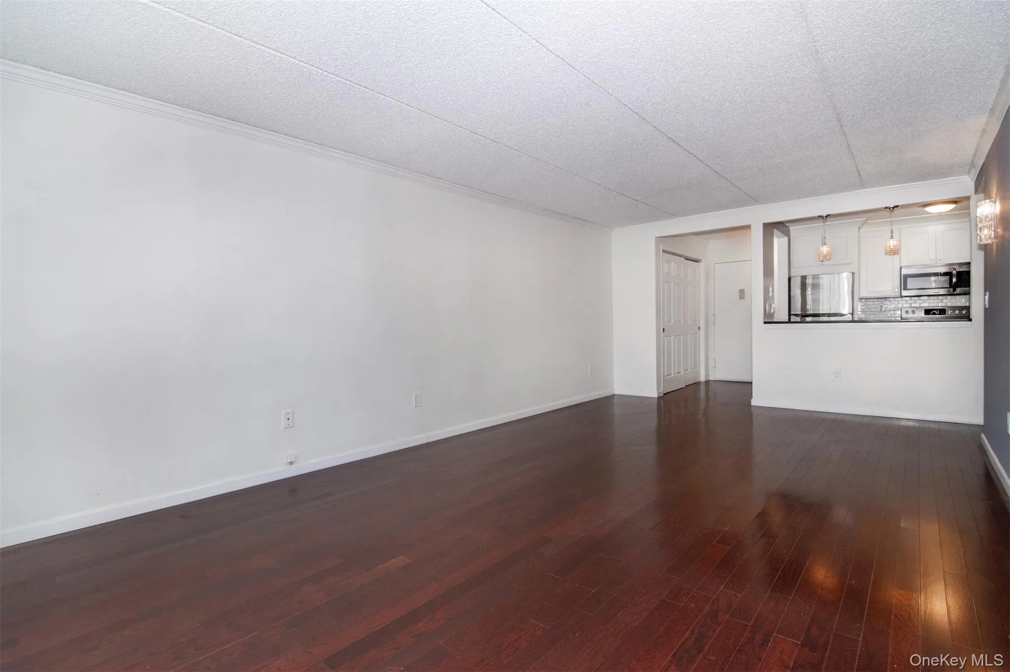 50 Columbus Avenue, Eastchester, NY, 2 Bedrooms Bedrooms, 4 Rooms Rooms,2 BathroomsBathrooms,Residential,For Rent,Columbus,0,1030313 50 Columbus Avenue, Eastchester, NY, 2 Bedrooms Bedrooms, 4 Rooms Rooms,2 BathroomsBathrooms,Residential,For Rent,Columbus,0,1030313