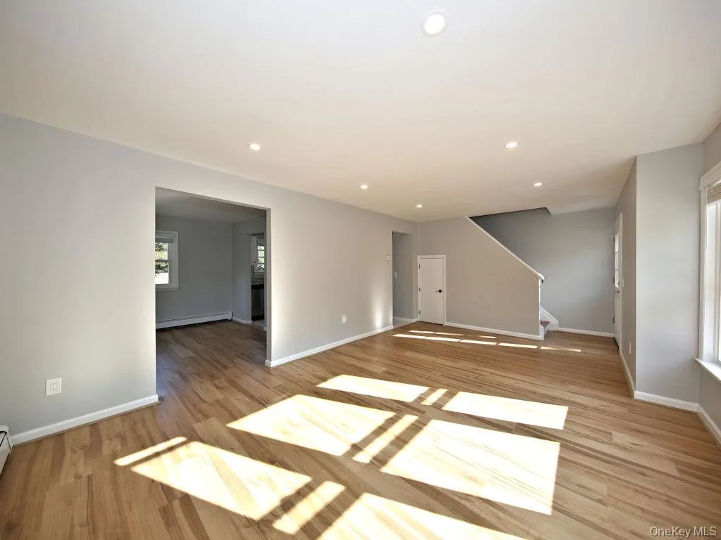 33 Summit Avenue, Rye City, NY, 3 Bedrooms Bedrooms, 5 Rooms Rooms,1 BathroomBathrooms,Residential Lease,For Rent,Summit,0,1030314 33 Summit Avenue, Rye City, NY, 3 Bedrooms Bedrooms, 5 Rooms Rooms,1 BathroomBathrooms,Residential Lease,For Rent,Summit,0,1030314