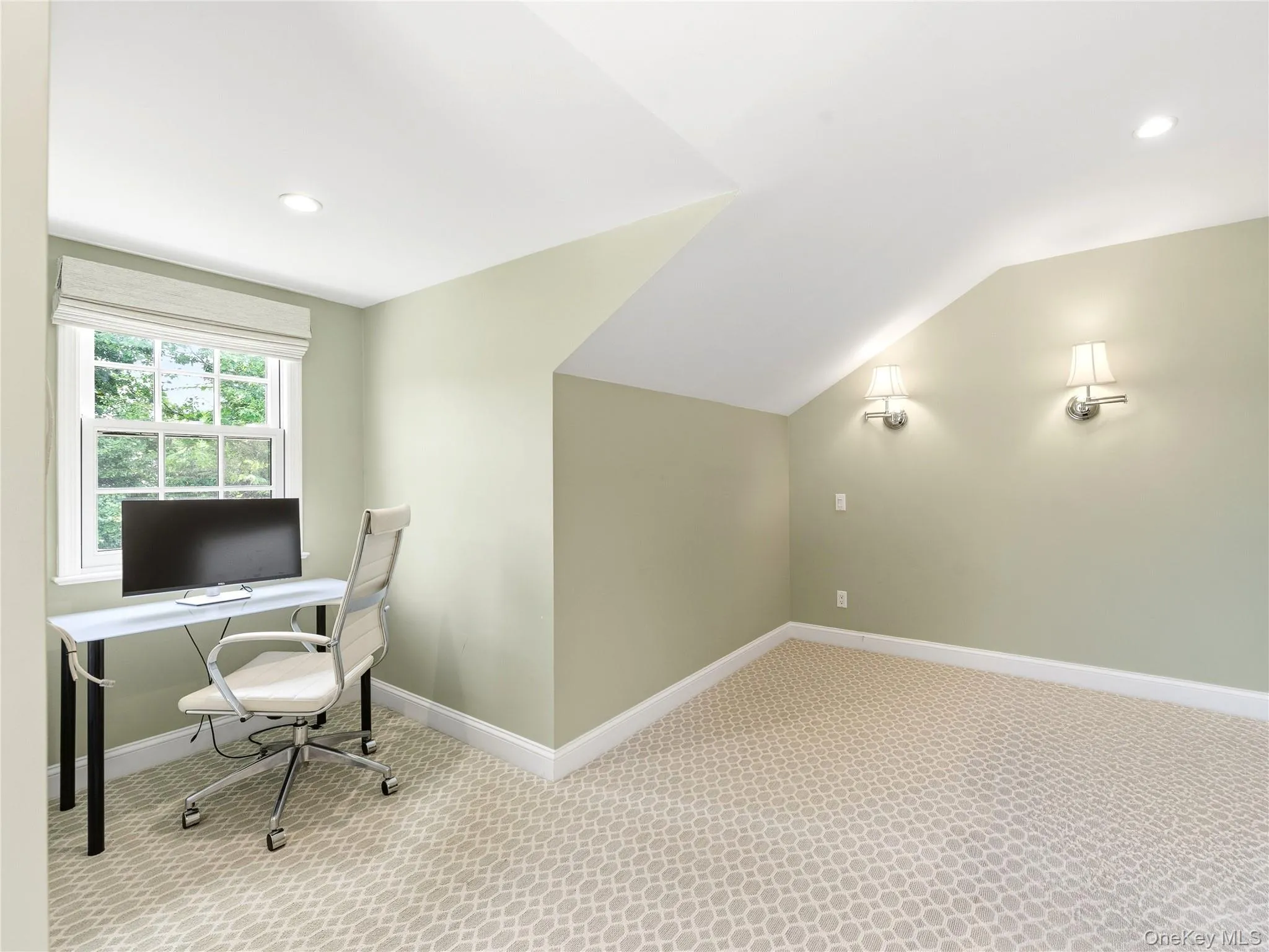 278 Stewart Avenue, North Hempstead, NY, 4 Bedrooms Bedrooms, 9 Rooms Rooms,3 BathroomsBathrooms,Residential,For Rent,Stewart,0,1030322 278 Stewart Avenue, North Hempstead, NY, 4 Bedrooms Bedrooms, 9 Rooms Rooms,3 BathroomsBathrooms,Residential,For Rent,Stewart,0,1030322