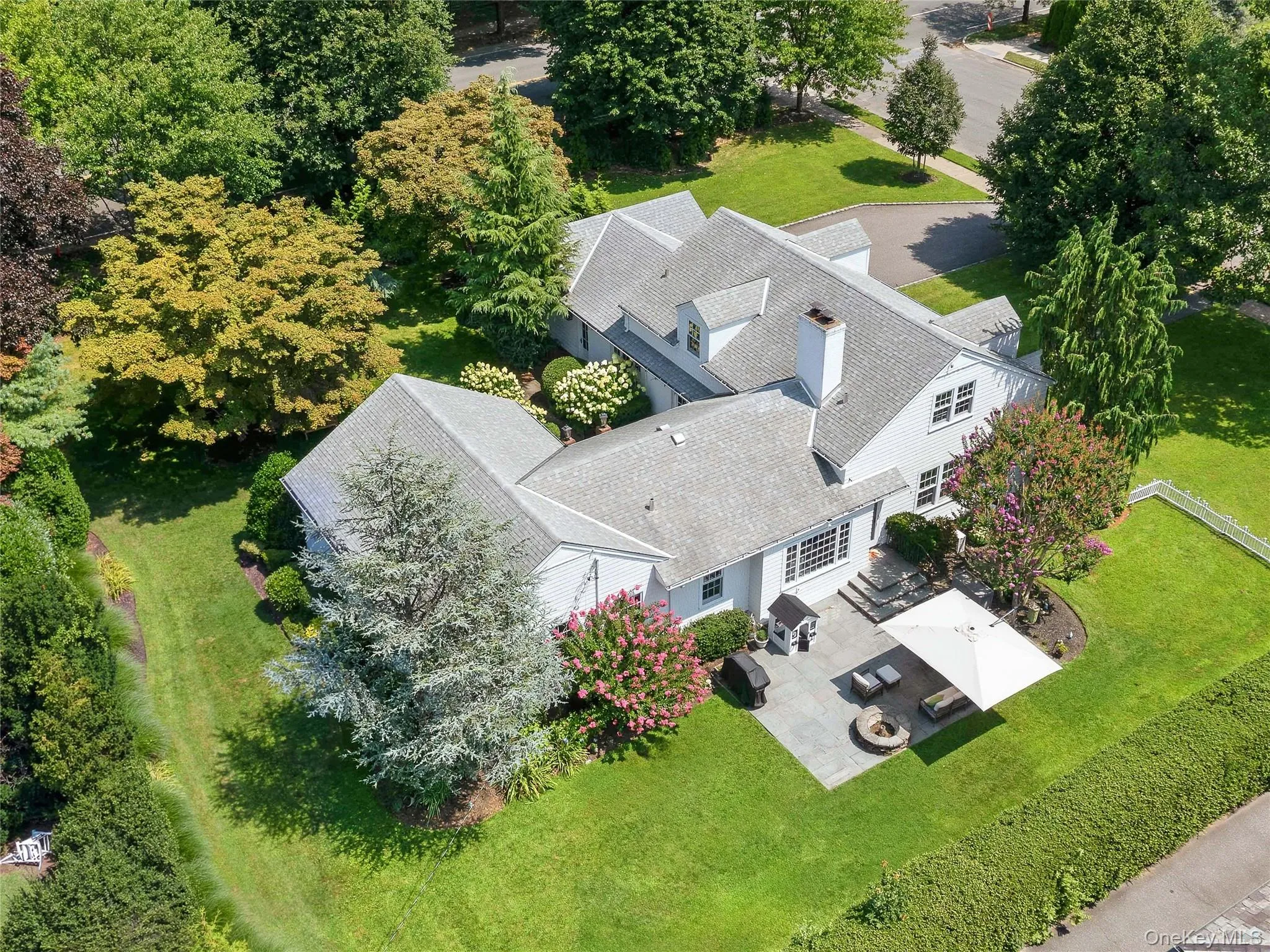 278 Stewart Avenue, North Hempstead, NY, 4 Bedrooms Bedrooms, 9 Rooms Rooms,3 BathroomsBathrooms,Residential,For Rent,Stewart,0,1030322 278 Stewart Avenue, North Hempstead, NY, 4 Bedrooms Bedrooms, 9 Rooms Rooms,3 BathroomsBathrooms,Residential,For Rent,Stewart,0,1030322