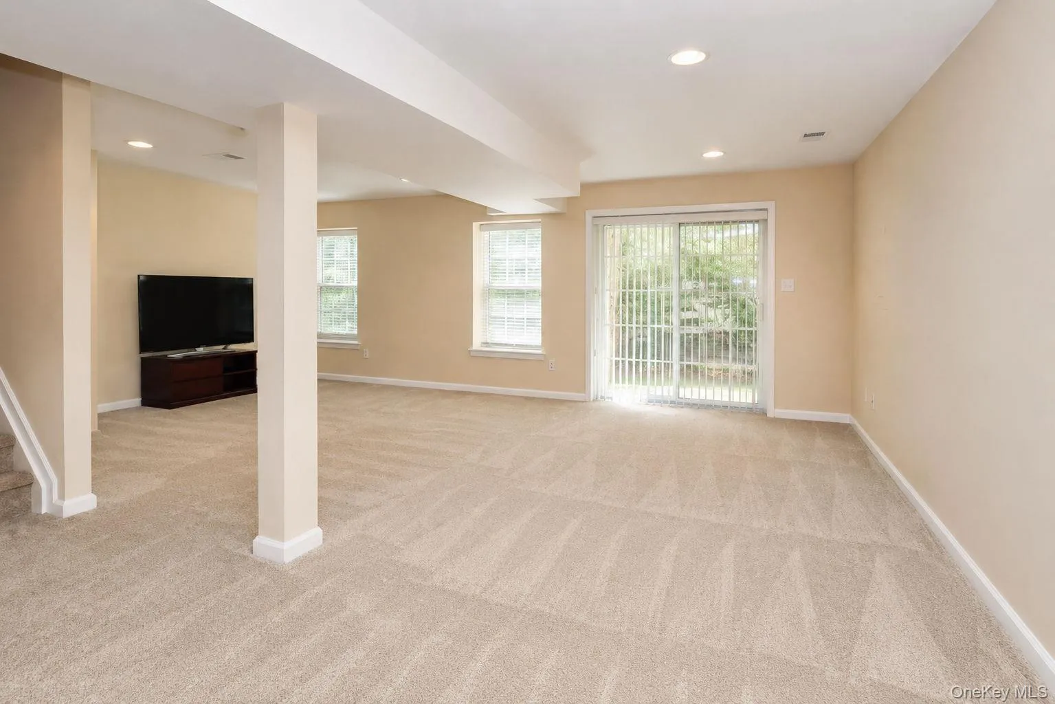 116 Barr Lane, Monroe, NY, 3 Bedrooms Bedrooms, 10 Rooms Rooms,2 BathroomsBathrooms,Residential,For Rent,Barr,0,1030324 116 Barr Lane, Monroe, NY, 3 Bedrooms Bedrooms, 10 Rooms Rooms,2 BathroomsBathrooms,Residential,For Rent,Barr,0,1030324