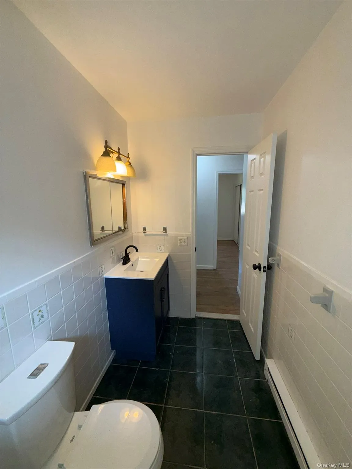 246 Skyline Drive, Woodbury, NY, 4 Bedrooms Bedrooms, 7 Rooms Rooms,1 BathroomBathrooms,Residential,For Rent,Skyline,0,1030332 246 Skyline Drive, Woodbury, NY, 4 Bedrooms Bedrooms, 7 Rooms Rooms,1 BathroomBathrooms,Residential,For Rent,Skyline,0,1030332