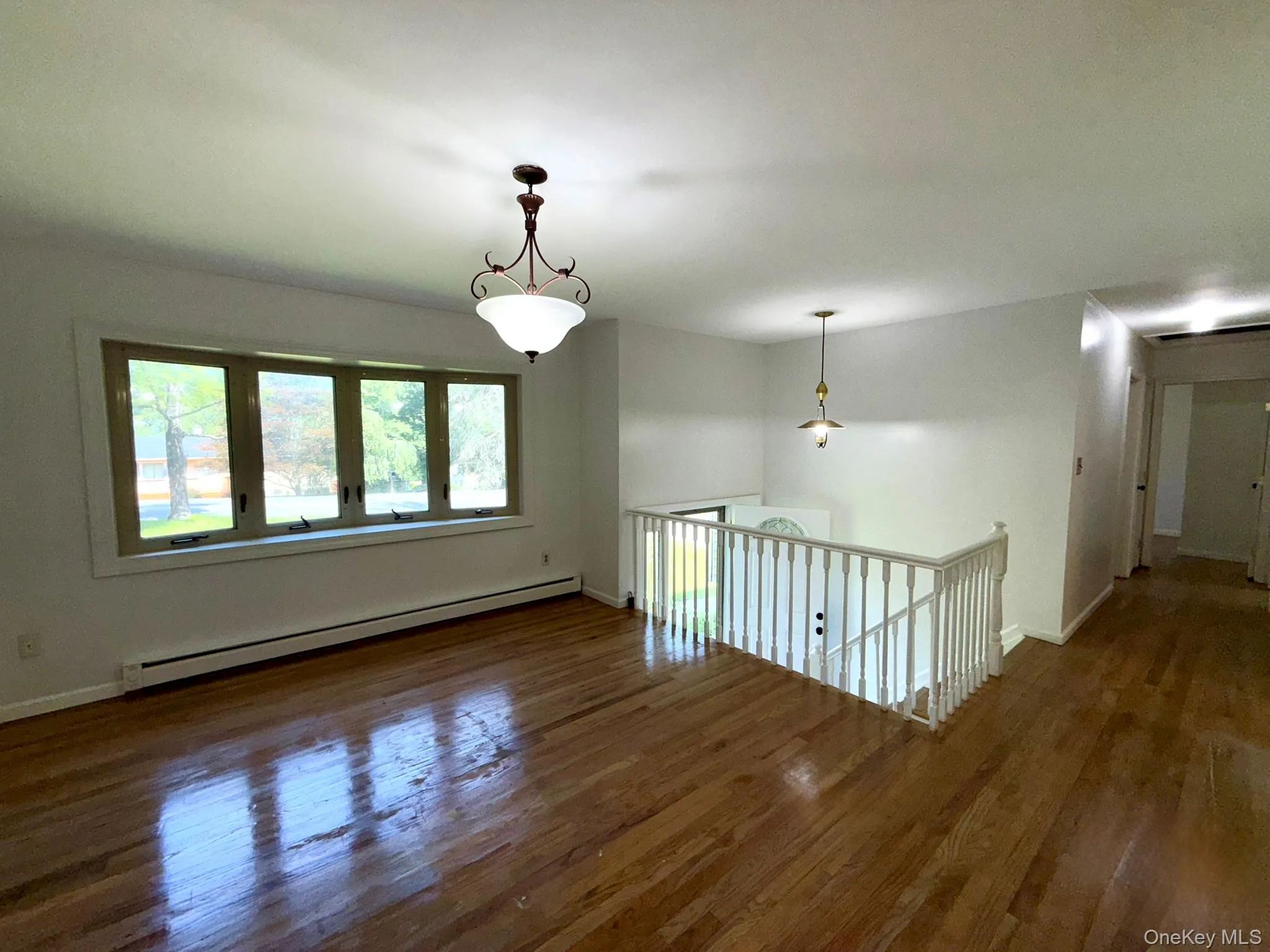 246 Skyline Drive, Woodbury, NY, 4 Bedrooms Bedrooms, 7 Rooms Rooms,1 BathroomBathrooms,Residential,For Rent,Skyline,0,1030332 246 Skyline Drive, Woodbury, NY, 4 Bedrooms Bedrooms, 7 Rooms Rooms,1 BathroomBathrooms,Residential,For Rent,Skyline,0,1030332