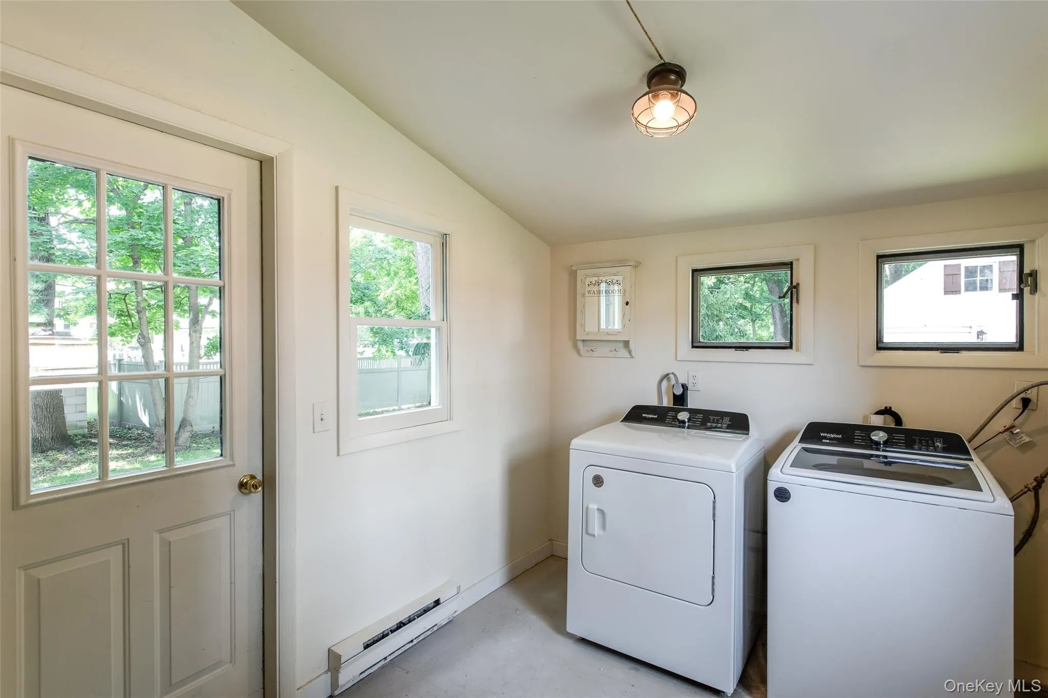 46 Parsonage Street, Rhinebeck, NY, 3 Bedrooms Bedrooms, 8 Rooms Rooms,1 BathroomBathrooms,Residential,For Rent,Parsonage,0,1030333 46 Parsonage Street, Rhinebeck, NY, 3 Bedrooms Bedrooms, 8 Rooms Rooms,1 BathroomBathrooms,Residential,For Rent,Parsonage,0,1030333