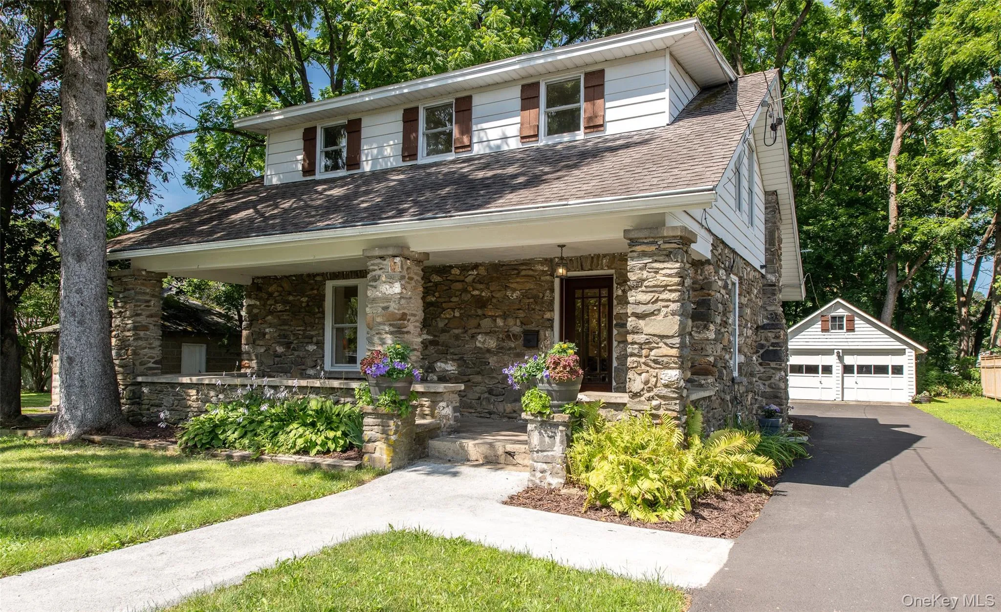 46 Parsonage Street, Rhinebeck, NY, 3 Bedrooms Bedrooms, 8 Rooms Rooms,1 BathroomBathrooms,Residential,For Rent,Parsonage,0,1030333 46 Parsonage Street, Rhinebeck, NY, 3 Bedrooms Bedrooms, 8 Rooms Rooms,1 BathroomBathrooms,Residential,For Rent,Parsonage,0,1030333