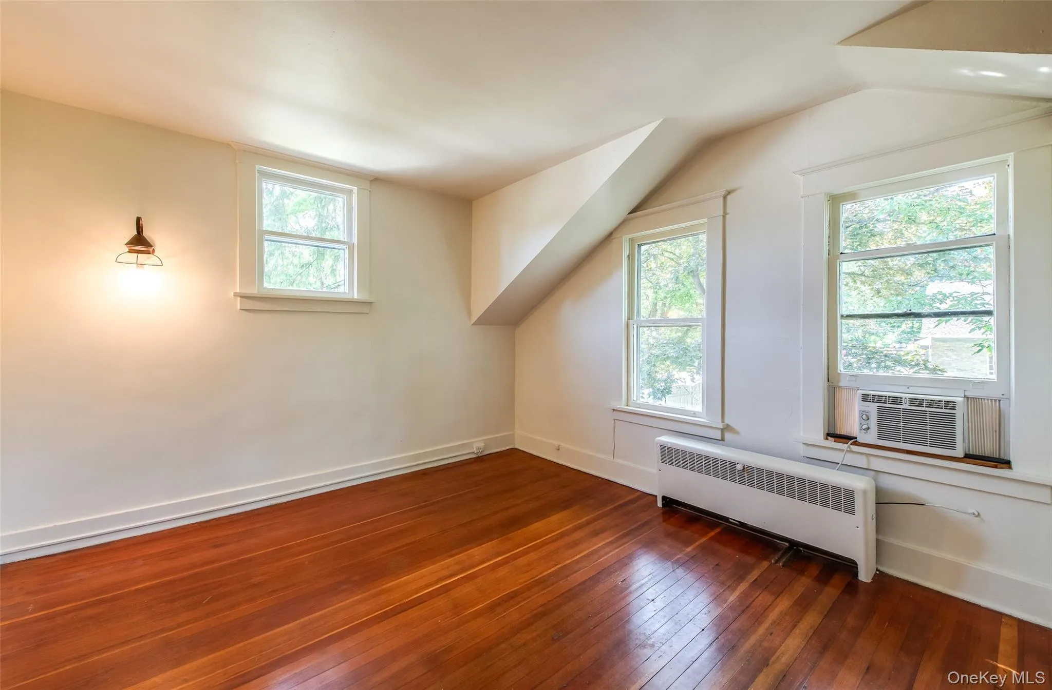 46 Parsonage Street, Rhinebeck, NY, 3 Bedrooms Bedrooms, 8 Rooms Rooms,1 BathroomBathrooms,Residential,For Rent,Parsonage,0,1030333 46 Parsonage Street, Rhinebeck, NY, 3 Bedrooms Bedrooms, 8 Rooms Rooms,1 BathroomBathrooms,Residential,For Rent,Parsonage,0,1030333