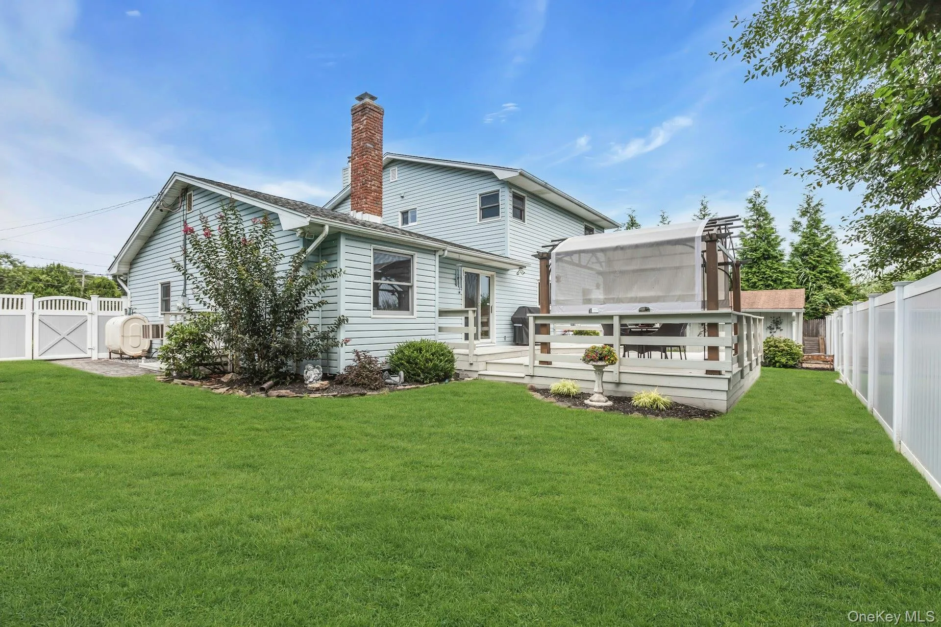 100 Middlesex Avenue, Islip, NY, 4 Bedrooms Bedrooms, 8 Rooms Rooms,1 BathroomBathrooms,Residential,For Rent,Middlesex,0,1030335 100 Middlesex Avenue, Islip, NY, 4 Bedrooms Bedrooms, 8 Rooms Rooms,1 BathroomBathrooms,Residential,For Rent,Middlesex,0,1030335