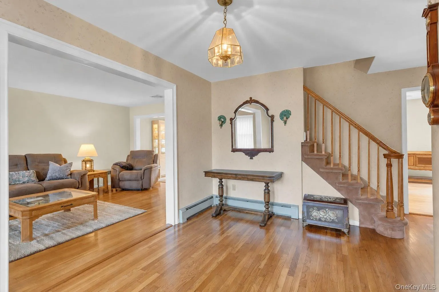 100 Middlesex Avenue, Islip, NY, 4 Bedrooms Bedrooms, 8 Rooms Rooms,1 BathroomBathrooms,Residential,For Rent,Middlesex,0,1030335 100 Middlesex Avenue, Islip, NY, 4 Bedrooms Bedrooms, 8 Rooms Rooms,1 BathroomBathrooms,Residential,For Rent,Middlesex,0,1030335