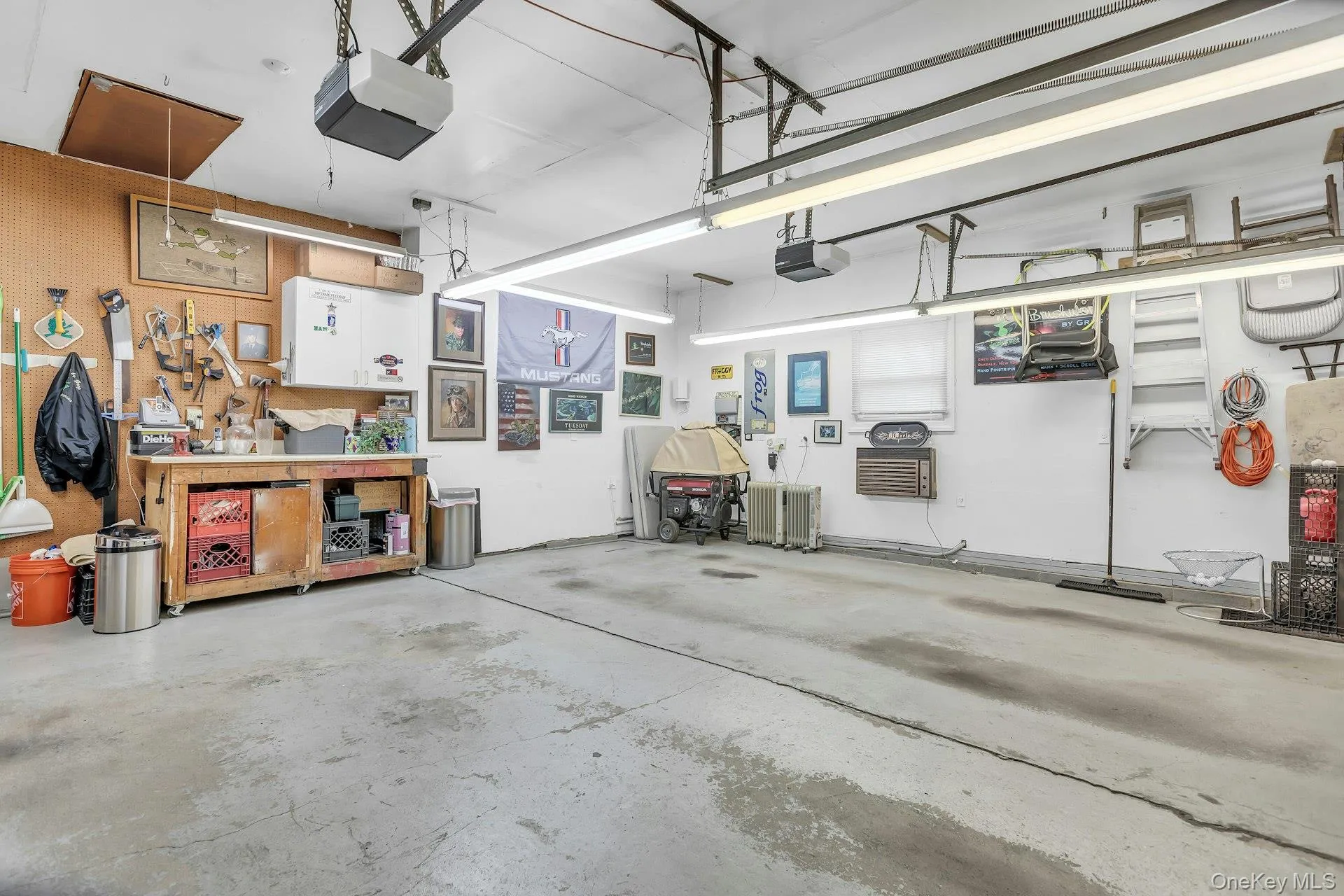 100 Middlesex Avenue, Islip, NY, 4 Bedrooms Bedrooms, 8 Rooms Rooms,1 BathroomBathrooms,Residential,For Rent,Middlesex,0,1030335 100 Middlesex Avenue, Islip, NY, 4 Bedrooms Bedrooms, 8 Rooms Rooms,1 BathroomBathrooms,Residential,For Rent,Middlesex,0,1030335