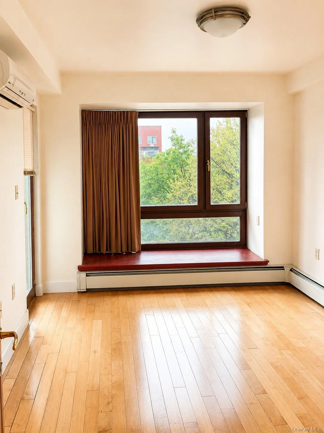 14022 Beech Avenue, New York, NY, 2 Bedrooms Bedrooms, 5 Rooms Rooms,2 BathroomsBathrooms,Residential,For Rent,Beech,0,1030337 14022 Beech Avenue, New York, NY, 2 Bedrooms Bedrooms, 5 Rooms Rooms,2 BathroomsBathrooms,Residential,For Rent,Beech,0,1030337