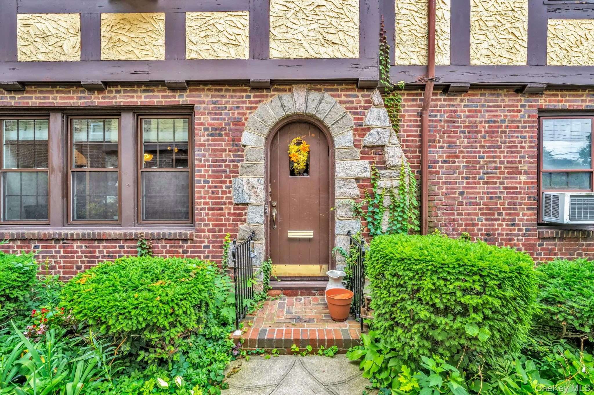 35-05 167th Street, New York, NY, 1 Bedroom Bedrooms, 4 Rooms Rooms,1 BathroomBathrooms,Residential,For Rent,167th,0,1030338 35-05 167th Street, New York, NY, 1 Bedroom Bedrooms, 4 Rooms Rooms,1 BathroomBathrooms,Residential,For Rent,167th,0,1030338