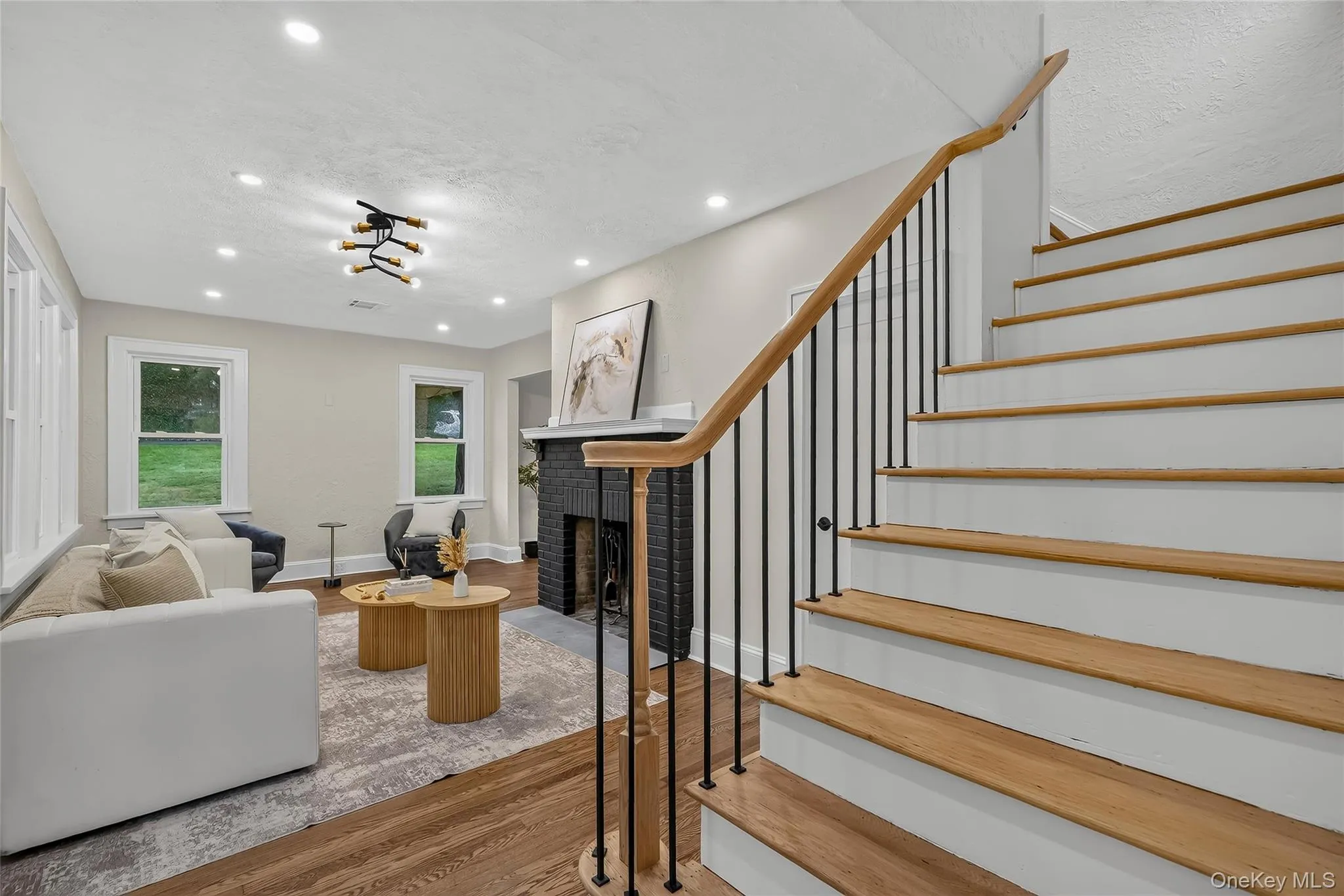 16 Maple Avenue, Clarkstown, NY, 4 Bedrooms Bedrooms, 9 Rooms Rooms,2 BathroomsBathrooms,Residential,For Rent,Maple,0,1030341 16 Maple Avenue, Clarkstown, NY, 4 Bedrooms Bedrooms, 9 Rooms Rooms,2 BathroomsBathrooms,Residential,For Rent,Maple,0,1030341