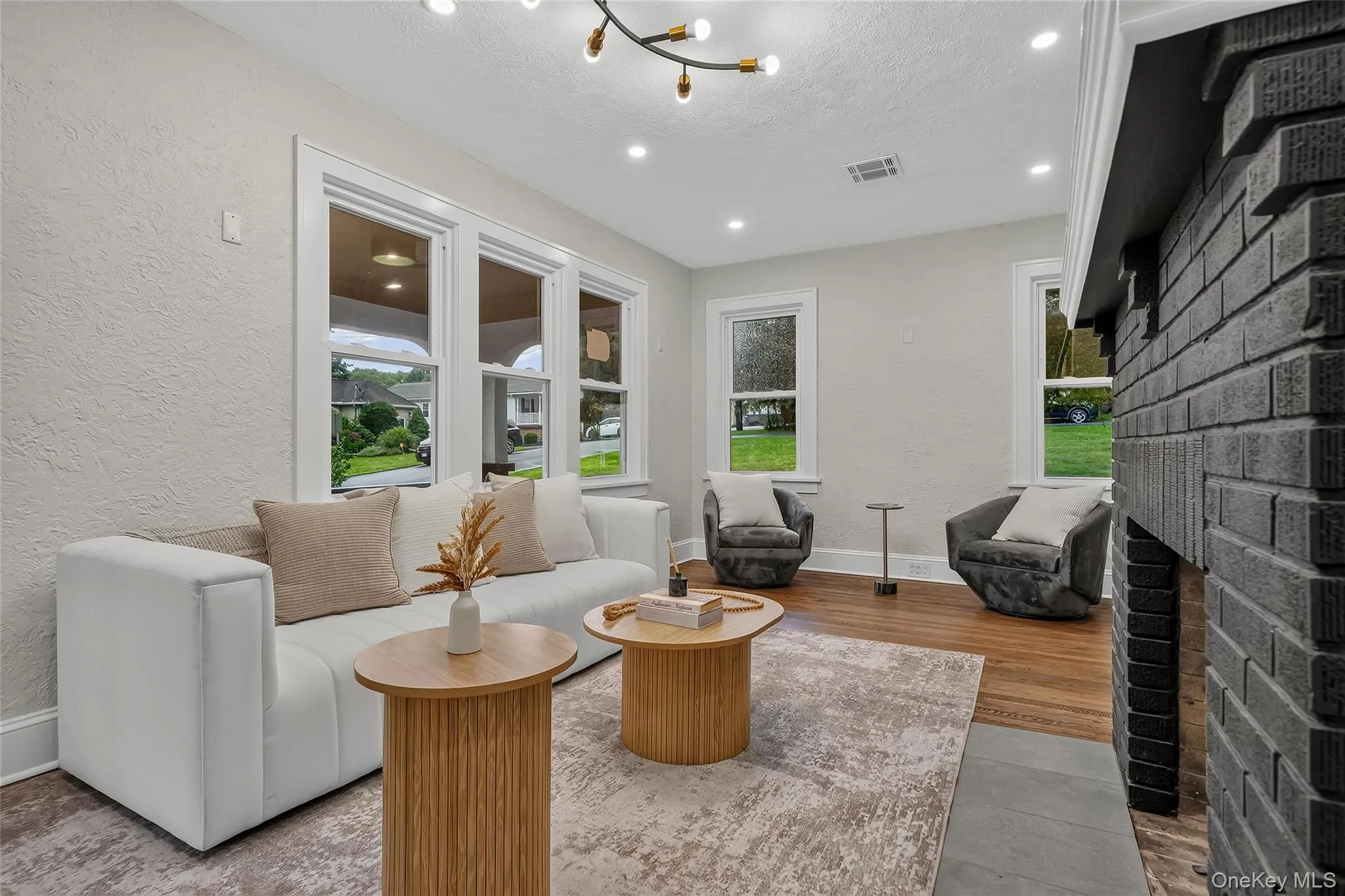16 Maple Avenue, Clarkstown, NY, 4 Bedrooms Bedrooms, 9 Rooms Rooms,2 BathroomsBathrooms,Residential,For Rent,Maple,0,1030341 16 Maple Avenue, Clarkstown, NY, 4 Bedrooms Bedrooms, 9 Rooms Rooms,2 BathroomsBathrooms,Residential,For Rent,Maple,0,1030341