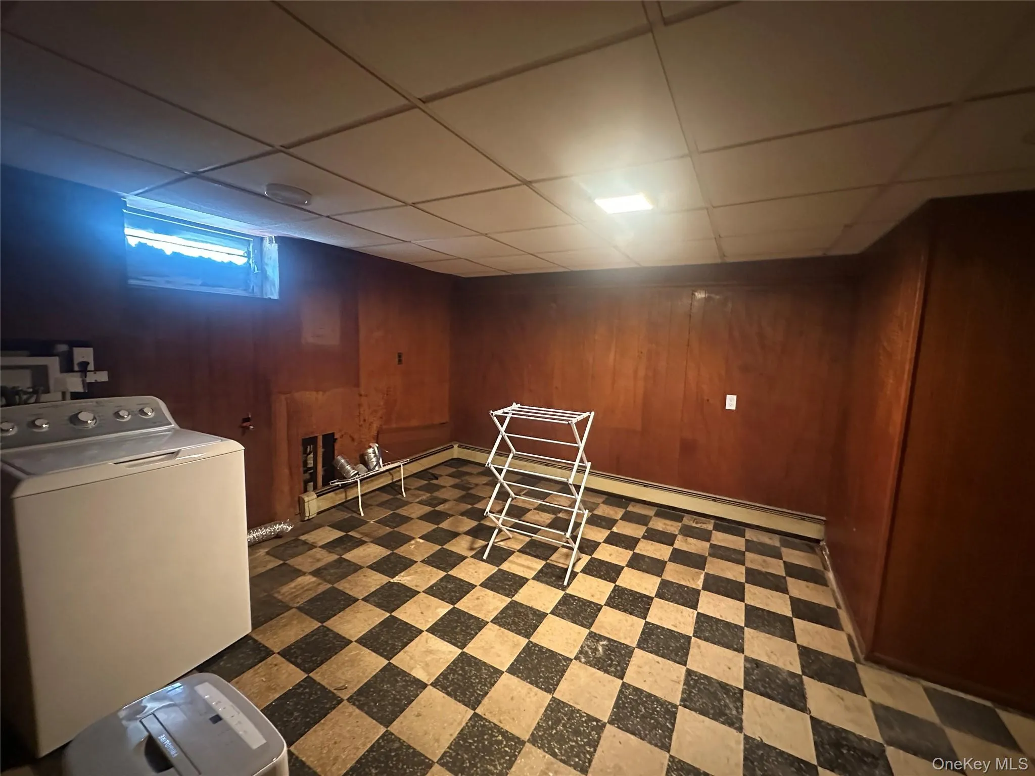 12 Smith Street, Glen Cove, NY, 3 Bedrooms Bedrooms, 7 Rooms Rooms,1 BathroomBathrooms,Residential Lease,For Rent,Smith,0,1030344 12 Smith Street, Glen Cove, NY, 3 Bedrooms Bedrooms, 7 Rooms Rooms,1 BathroomBathrooms,Residential Lease,For Rent,Smith,0,1030344