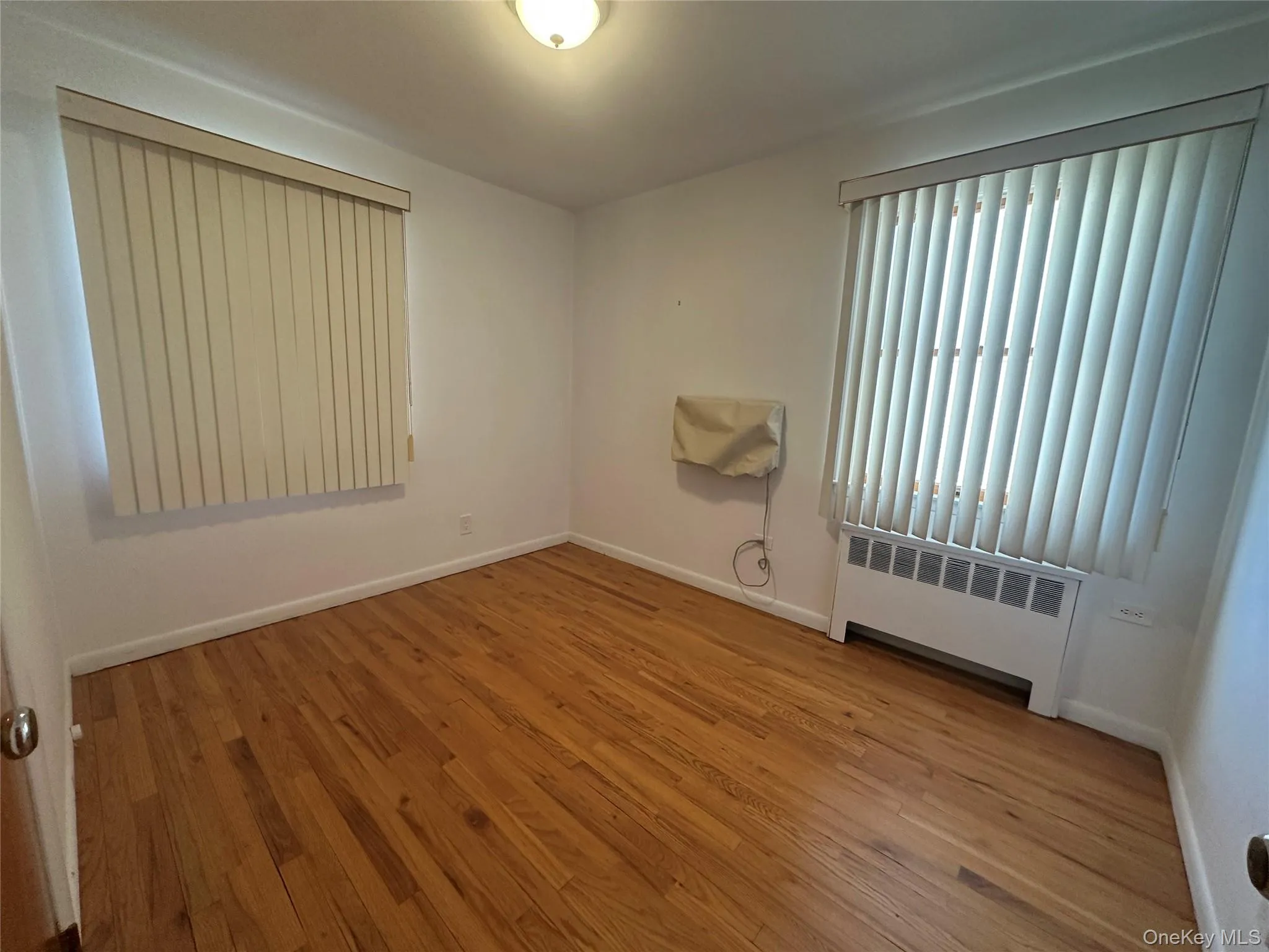 12 Smith Street, Glen Cove, NY, 3 Bedrooms Bedrooms, 7 Rooms Rooms,1 BathroomBathrooms,Residential Lease,For Rent,Smith,0,1030344 12 Smith Street, Glen Cove, NY, 3 Bedrooms Bedrooms, 7 Rooms Rooms,1 BathroomBathrooms,Residential Lease,For Rent,Smith,0,1030344
