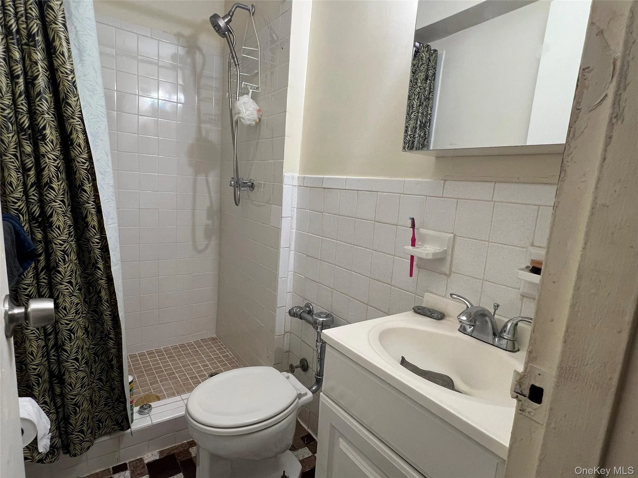 149-30 88th Street, New York, NY, 2 Bedrooms Bedrooms, 5 Rooms Rooms,2 BathroomsBathrooms,Residential,For Rent,88th,0,1030346 149-30 88th Street, New York, NY, 2 Bedrooms Bedrooms, 5 Rooms Rooms,2 BathroomsBathrooms,Residential,For Rent,88th,0,1030346