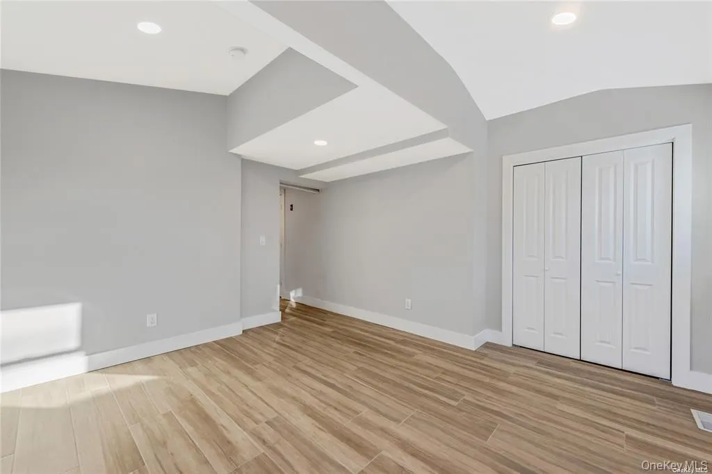 134 Ralph Avenue, Babylon, NY, 1 Bedroom Bedrooms, 3 Rooms Rooms,1 BathroomBathrooms,Residential Lease,For Rent,Ralph,0,1030356 134 Ralph Avenue, Babylon, NY, 1 Bedroom Bedrooms, 3 Rooms Rooms,1 BathroomBathrooms,Residential Lease,For Rent,Ralph,0,1030356