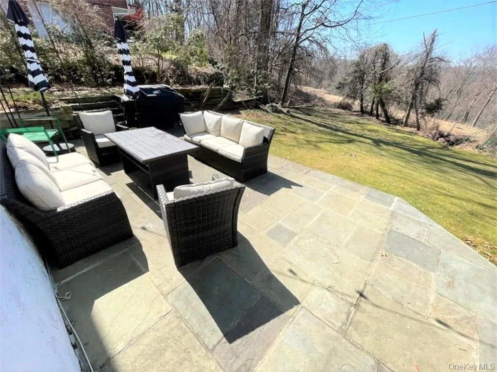 23 Greenville Road, Greenburgh, NY, 5 Bedrooms Bedrooms, 9 Rooms Rooms,2 BathroomsBathrooms,Residential,For Rent,Greenville,0,1030360 23 Greenville Road, Greenburgh, NY, 5 Bedrooms Bedrooms, 9 Rooms Rooms,2 BathroomsBathrooms,Residential,For Rent,Greenville,0,1030360