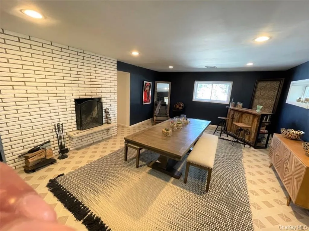 23 Greenville Road, Greenburgh, NY, 5 Bedrooms Bedrooms, 9 Rooms Rooms,2 BathroomsBathrooms,Residential,For Rent,Greenville,0,1030360 23 Greenville Road, Greenburgh, NY, 5 Bedrooms Bedrooms, 9 Rooms Rooms,2 BathroomsBathrooms,Residential,For Rent,Greenville,0,1030360