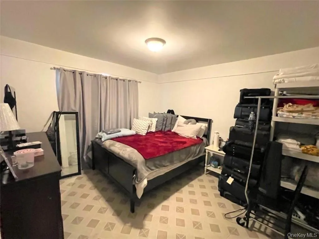 23 Greenville Road, Greenburgh, NY, 5 Bedrooms Bedrooms, 9 Rooms Rooms,2 BathroomsBathrooms,Residential,For Rent,Greenville,0,1030360 23 Greenville Road, Greenburgh, NY, 5 Bedrooms Bedrooms, 9 Rooms Rooms,2 BathroomsBathrooms,Residential,For Rent,Greenville,0,1030360