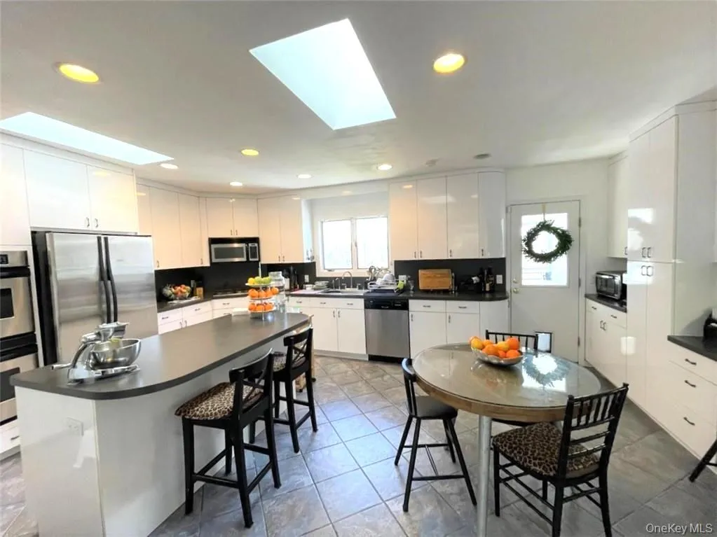 23 Greenville Road, Greenburgh, NY, 5 Bedrooms Bedrooms, 9 Rooms Rooms,2 BathroomsBathrooms,Residential,For Rent,Greenville,0,1030360 23 Greenville Road, Greenburgh, NY, 5 Bedrooms Bedrooms, 9 Rooms Rooms,2 BathroomsBathrooms,Residential,For Rent,Greenville,0,1030360