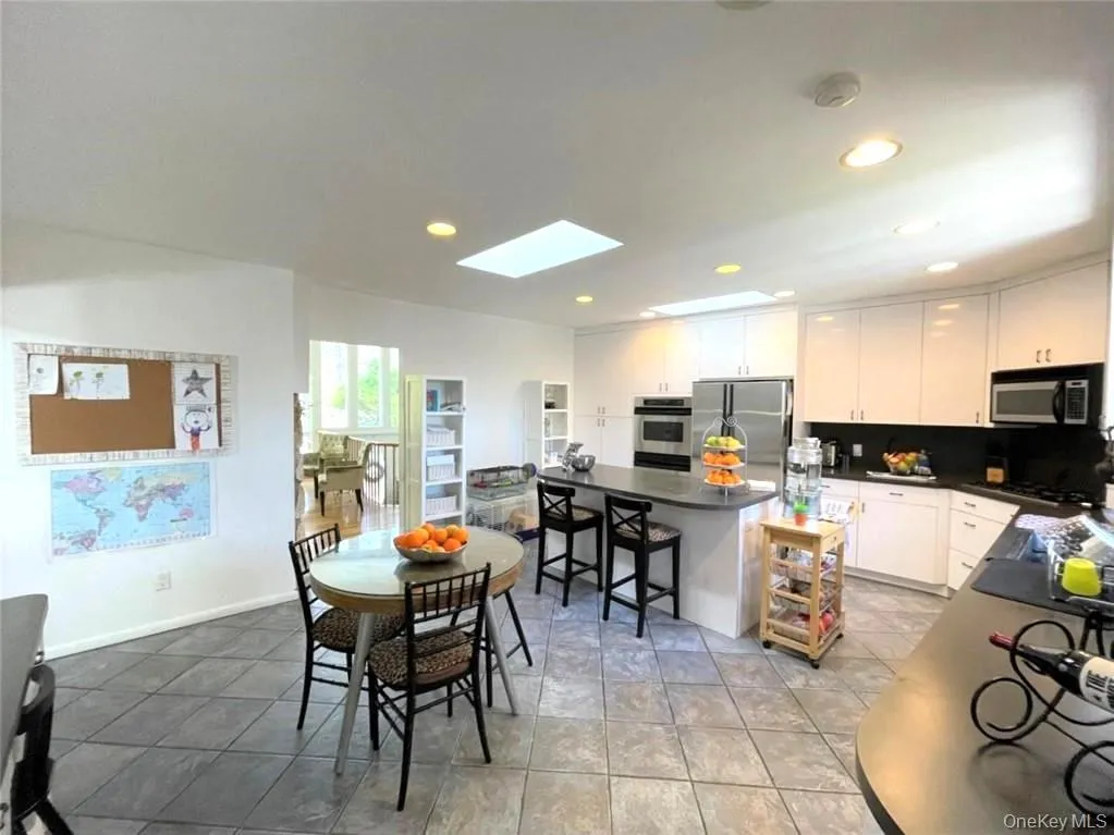 23 Greenville Road, Greenburgh, NY, 5 Bedrooms Bedrooms, 9 Rooms Rooms,2 BathroomsBathrooms,Residential,For Rent,Greenville,0,1030360 23 Greenville Road, Greenburgh, NY, 5 Bedrooms Bedrooms, 9 Rooms Rooms,2 BathroomsBathrooms,Residential,For Rent,Greenville,0,1030360