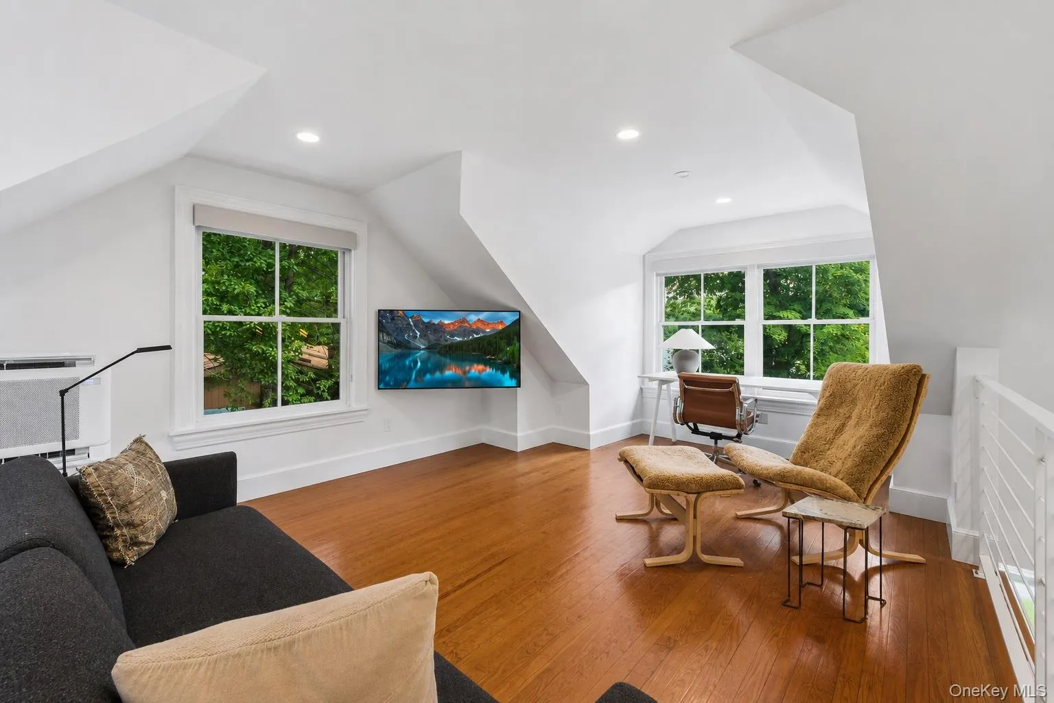 174 Lake Shore Road, Putnam Valley, NY, 3 Bedrooms Bedrooms, 7 Rooms Rooms,1 BathroomBathrooms,Residential,For Rent,Lake Shore,0,1030361 174 Lake Shore Road, Putnam Valley, NY, 3 Bedrooms Bedrooms, 7 Rooms Rooms,1 BathroomBathrooms,Residential,For Rent,Lake Shore,0,1030361