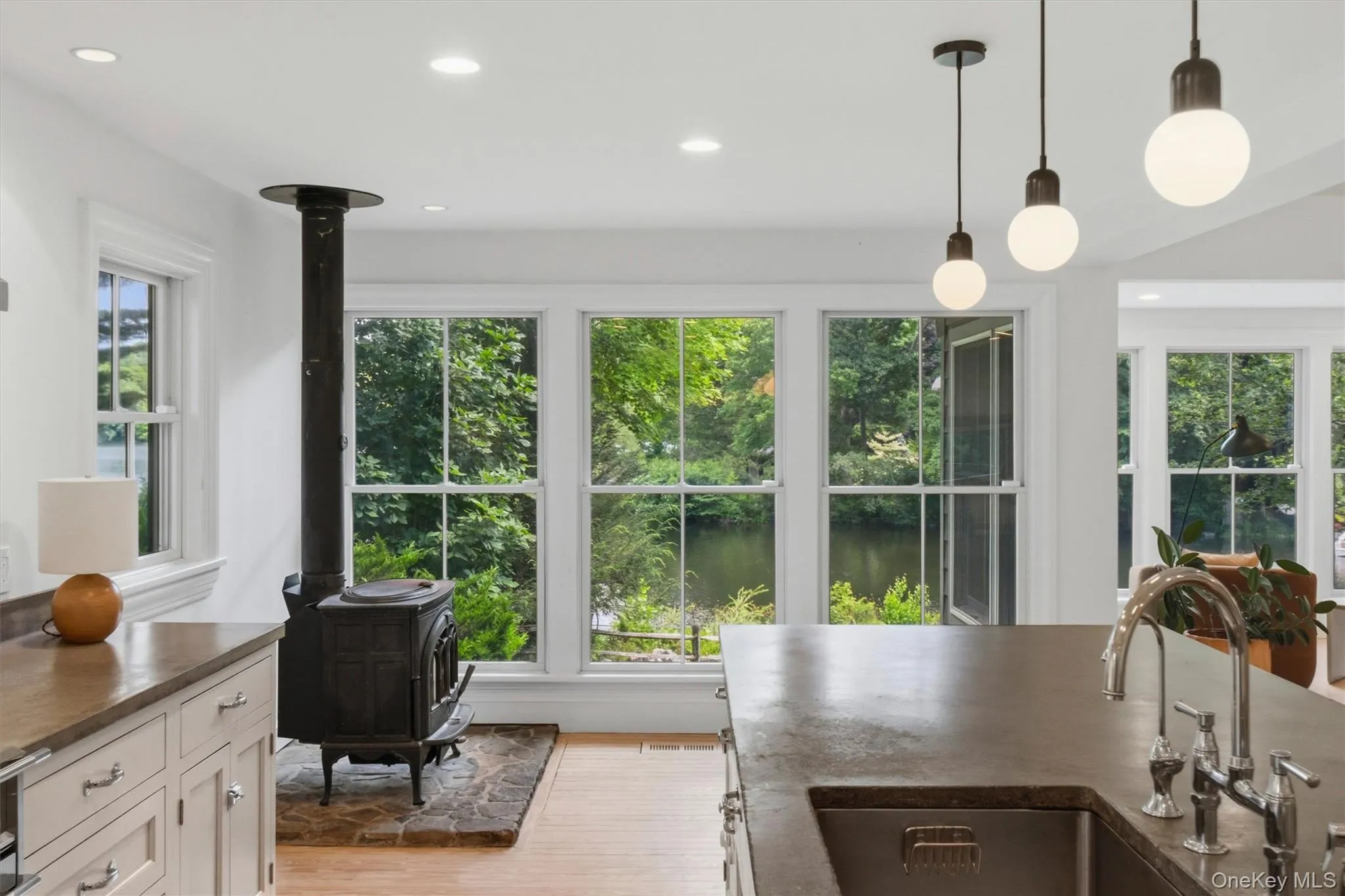 174 Lake Shore Road, Putnam Valley, NY, 3 Bedrooms Bedrooms, 7 Rooms Rooms,1 BathroomBathrooms,Residential,For Rent,Lake Shore,0,1030361 174 Lake Shore Road, Putnam Valley, NY, 3 Bedrooms Bedrooms, 7 Rooms Rooms,1 BathroomBathrooms,Residential,For Rent,Lake Shore,0,1030361
