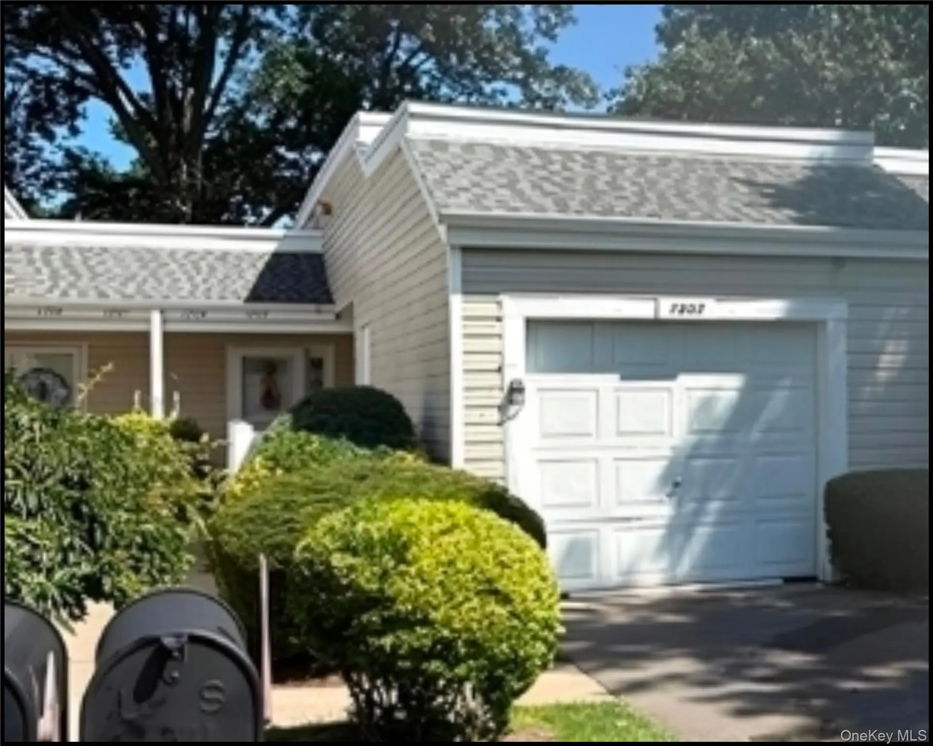 Private Driveway in Front of Garage Private Driveway in Front of Garage