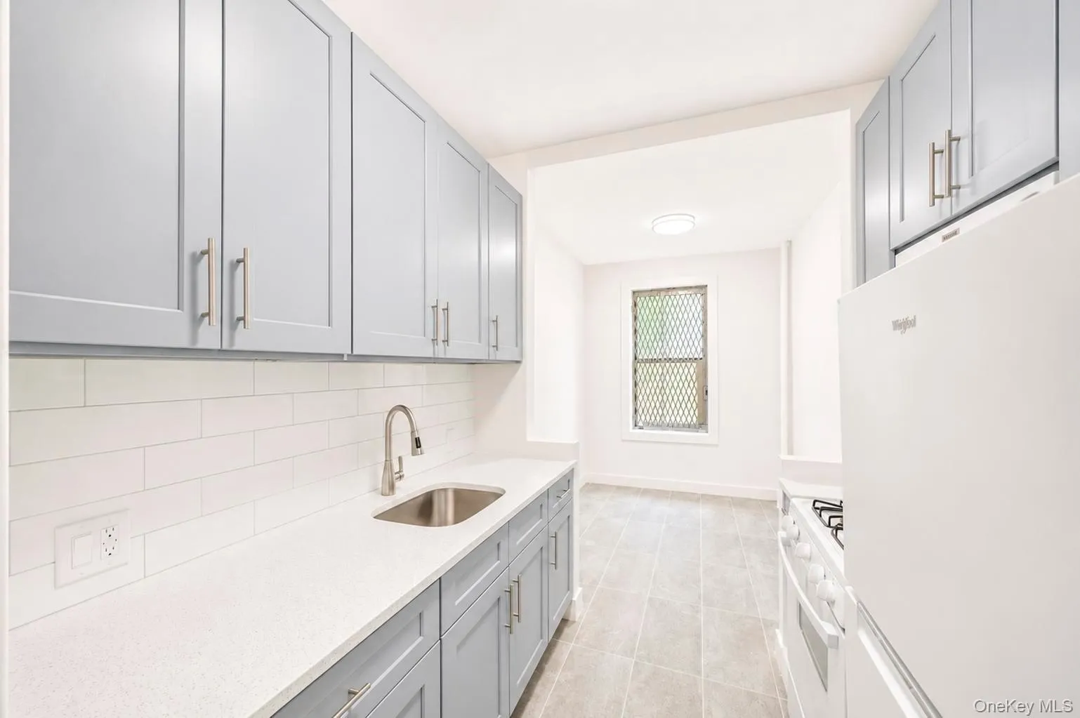 2925 Matthews Avenue, New York, NY, 1 Bedroom Bedrooms, 3 Rooms Rooms,1 BathroomBathrooms,Residential,For Rent,Matthews,0,1030365 2925 Matthews Avenue, New York, NY, 1 Bedroom Bedrooms, 3 Rooms Rooms,1 BathroomBathrooms,Residential,For Rent,Matthews,0,1030365