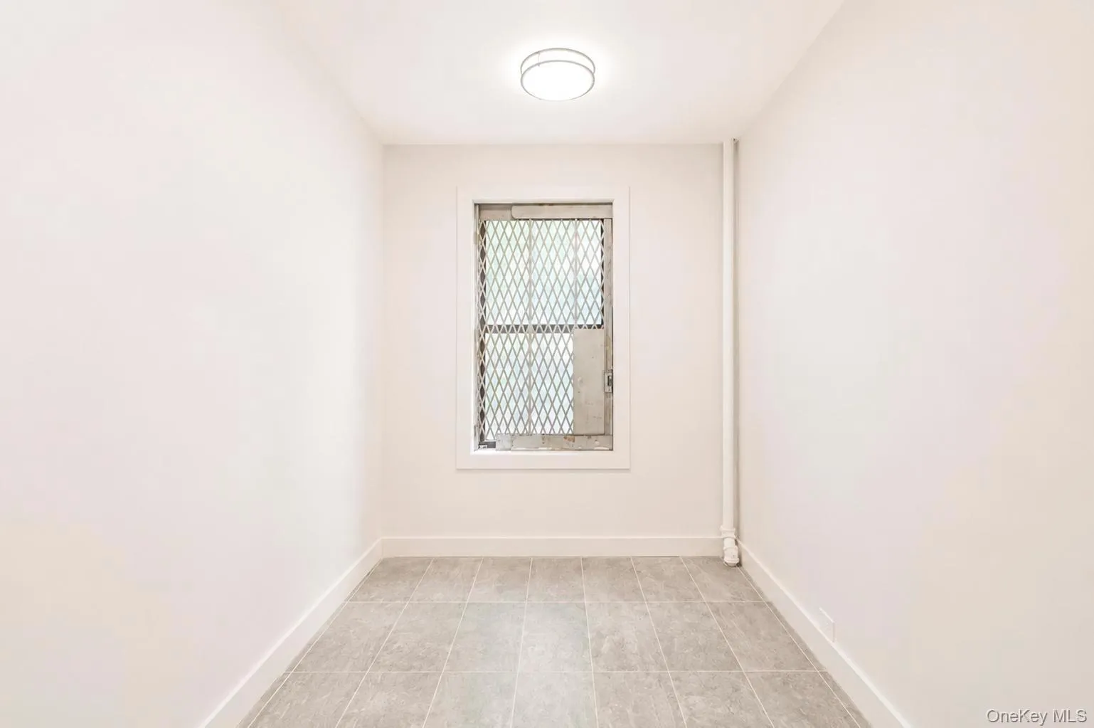 2925 Matthews Avenue, New York, NY, 1 Bedroom Bedrooms, 3 Rooms Rooms,1 BathroomBathrooms,Residential,For Rent,Matthews,0,1030365 2925 Matthews Avenue, New York, NY, 1 Bedroom Bedrooms, 3 Rooms Rooms,1 BathroomBathrooms,Residential,For Rent,Matthews,0,1030365