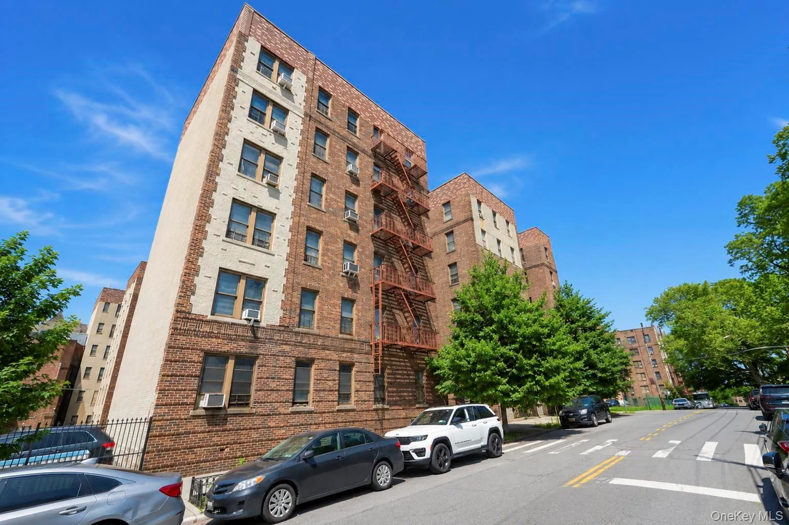 2925 Matthews Avenue, New York, NY, 1 Bedroom Bedrooms, 3 Rooms Rooms,1 BathroomBathrooms,Residential,For Rent,Matthews,0,1030365 2925 Matthews Avenue, New York, NY, 1 Bedroom Bedrooms, 3 Rooms Rooms,1 BathroomBathrooms,Residential,For Rent,Matthews,0,1030365